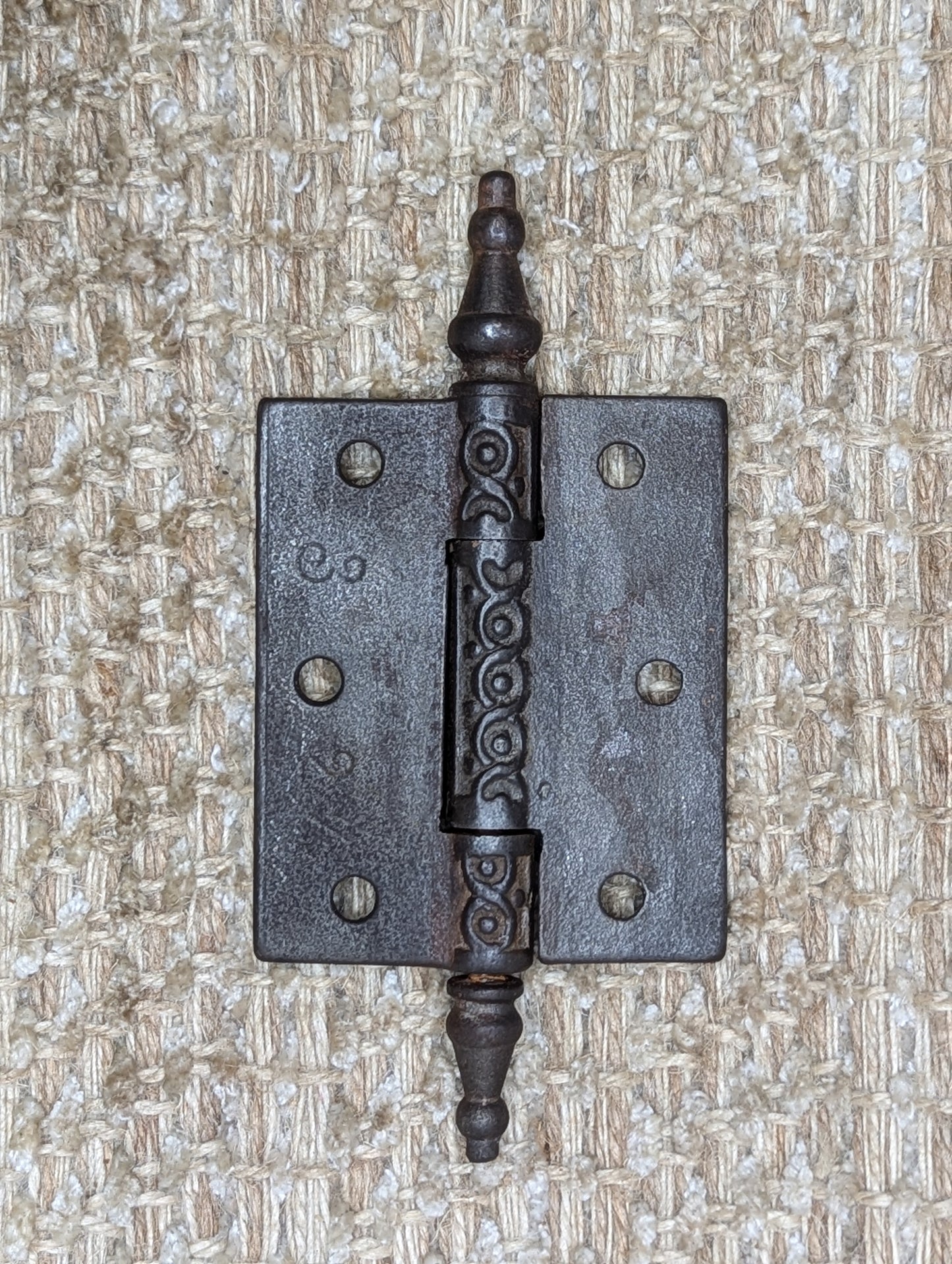 2 1/2" x 3" Antique Decorative Cast Iron Steeple Tip Hinge