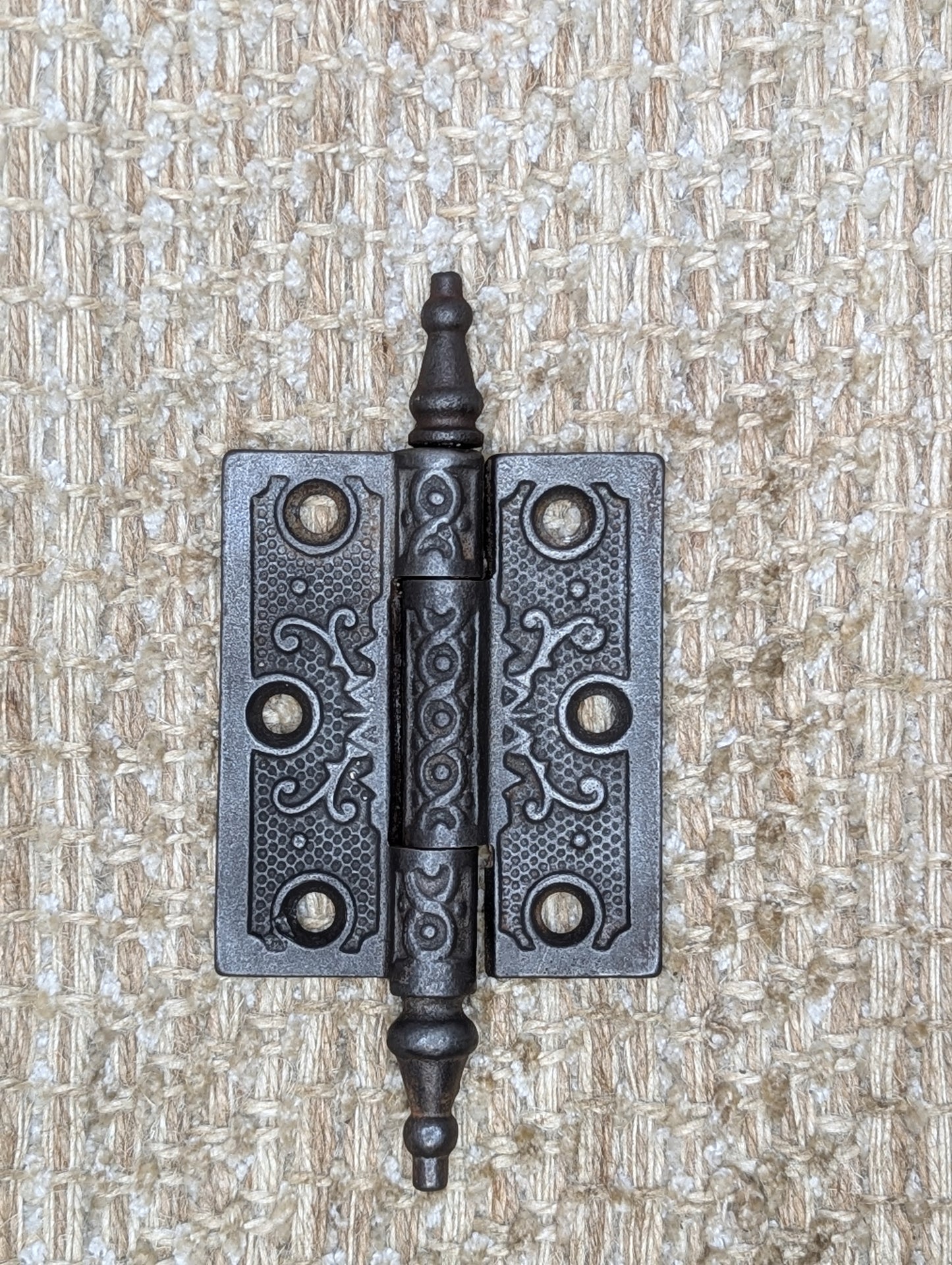 2 1/2" x 3" Antique Decorative Cast Iron Steeple Tip Hinge