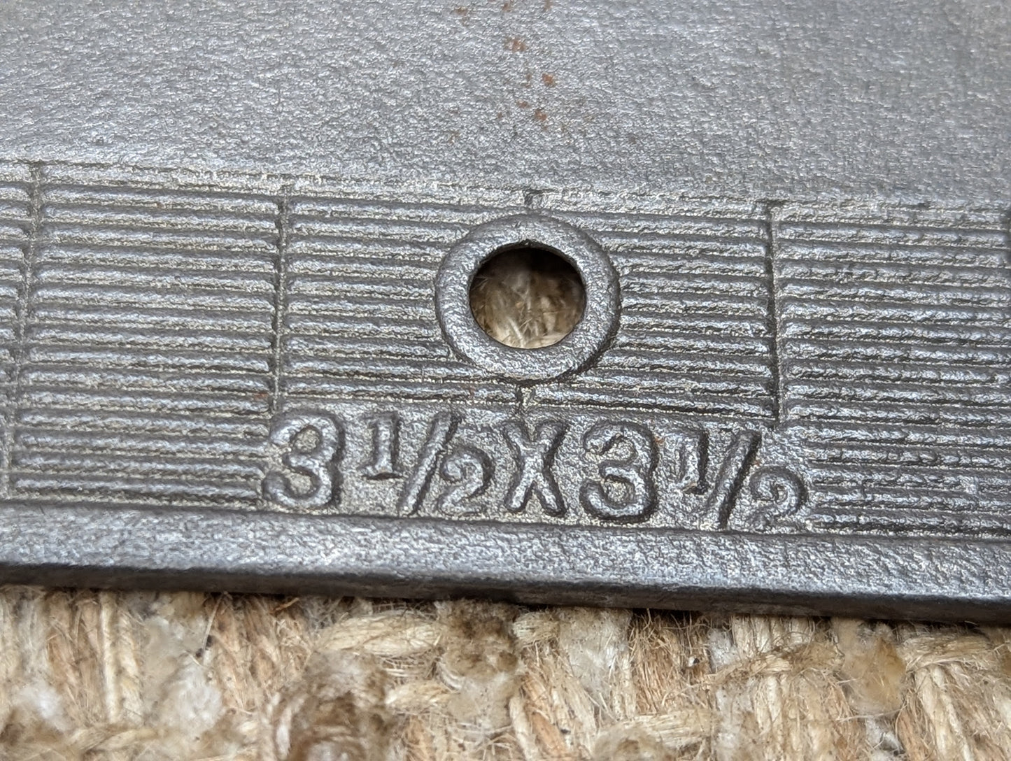 3 1/2" x 3 1/2" Antique Decorative Cast Iron ball Tip Hinge