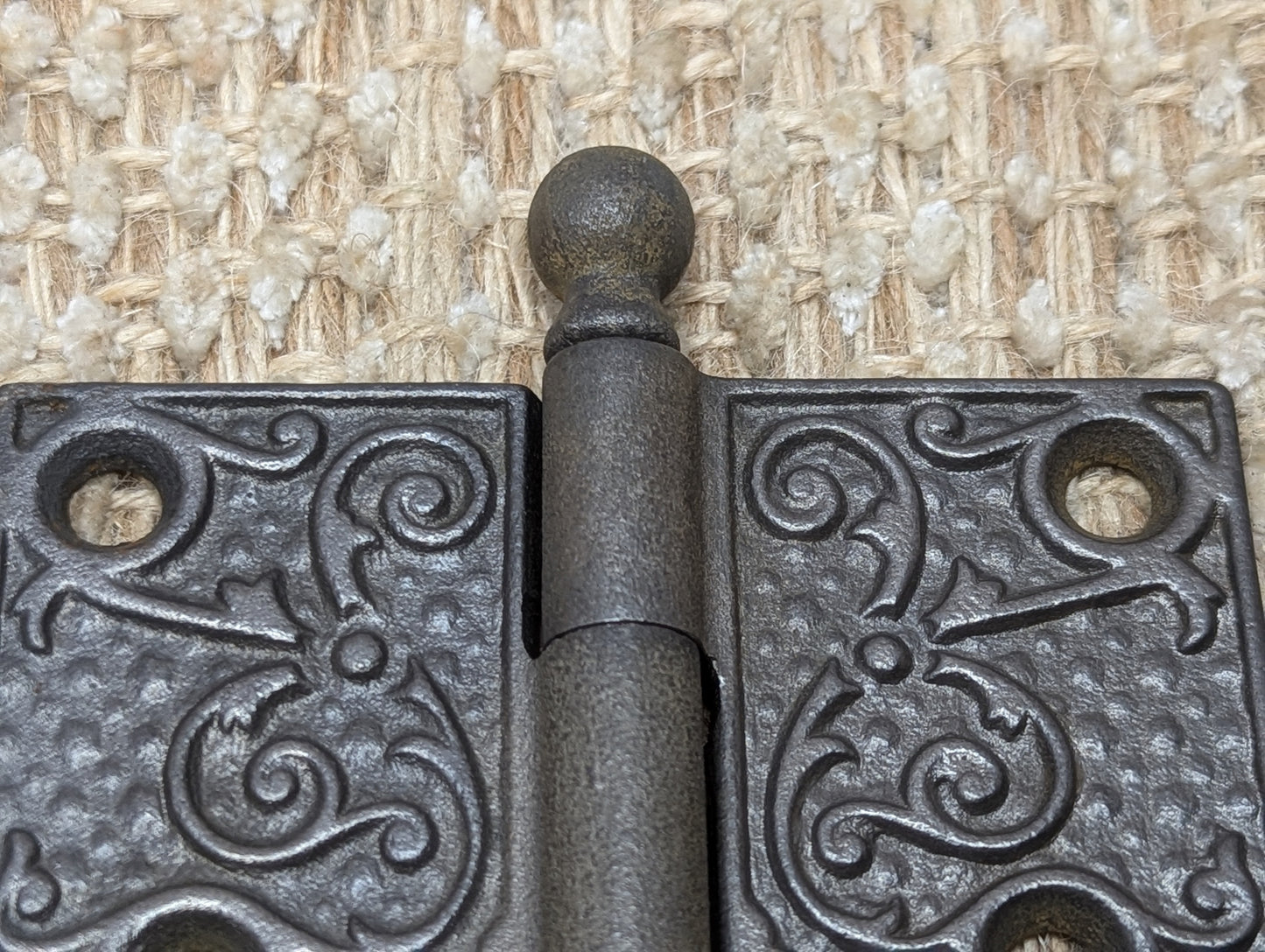 3 1/2" x 3 1/2" Antique Decorative Cast Iron ball Tip Hinge