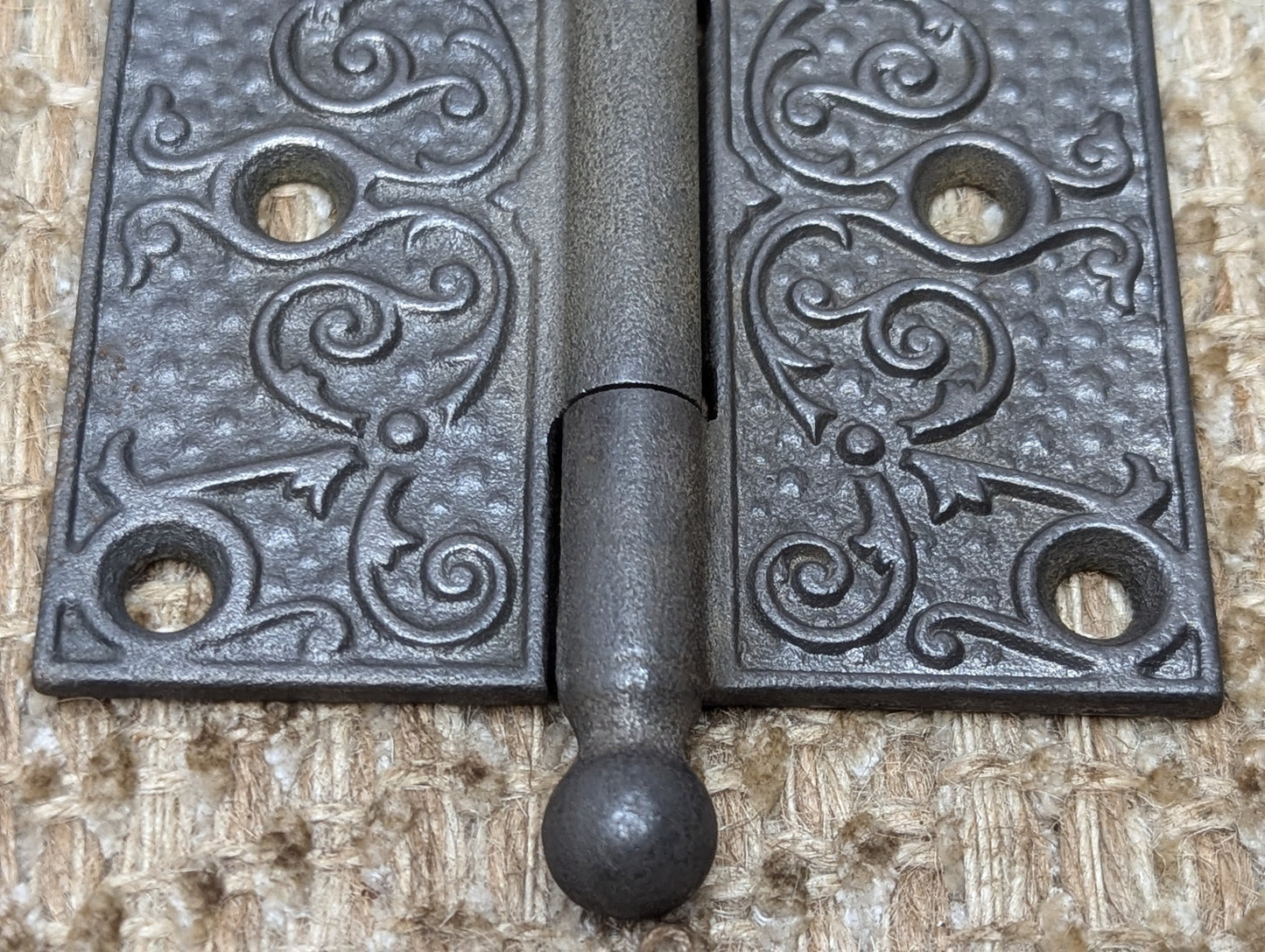 3 1/2" x 3 1/2" Antique Decorative Cast Iron ball Tip Hinge