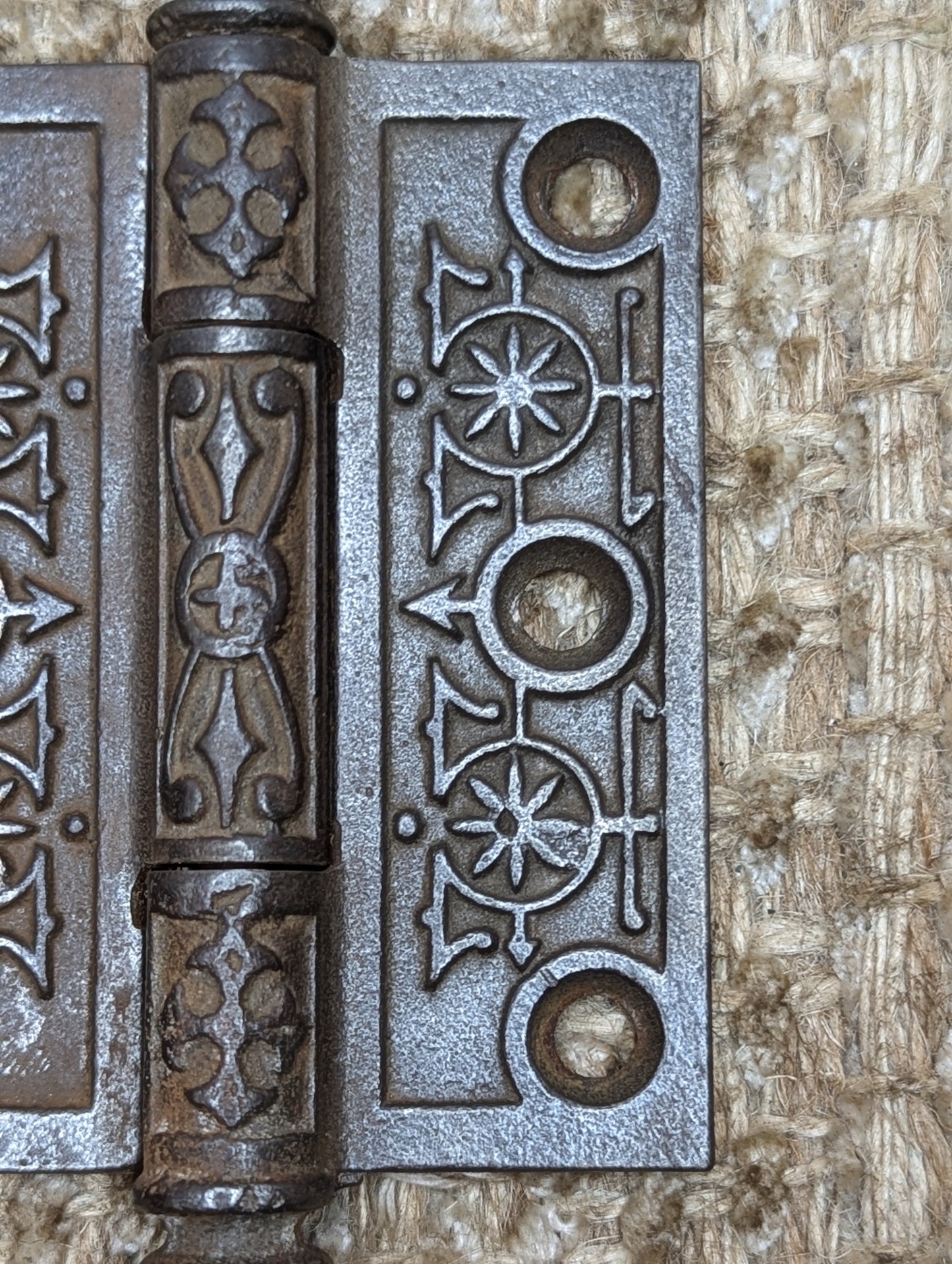 2 1/2" x 3" Antique Decorative Cast Iron Steeple Tip Hinge