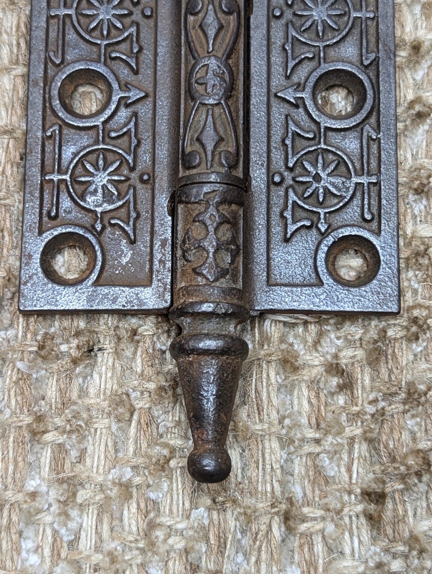 2 1/2" x 3" Antique Decorative Cast Iron Steeple Tip Hinge