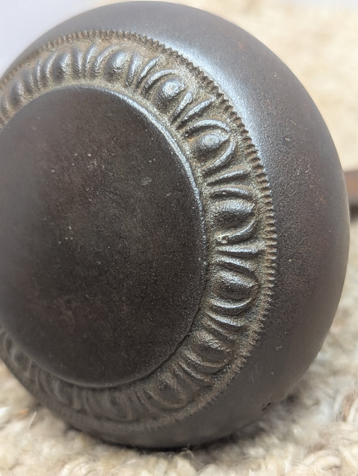 2 1/4" Antique Egg & Dart Steel Door Knob Set