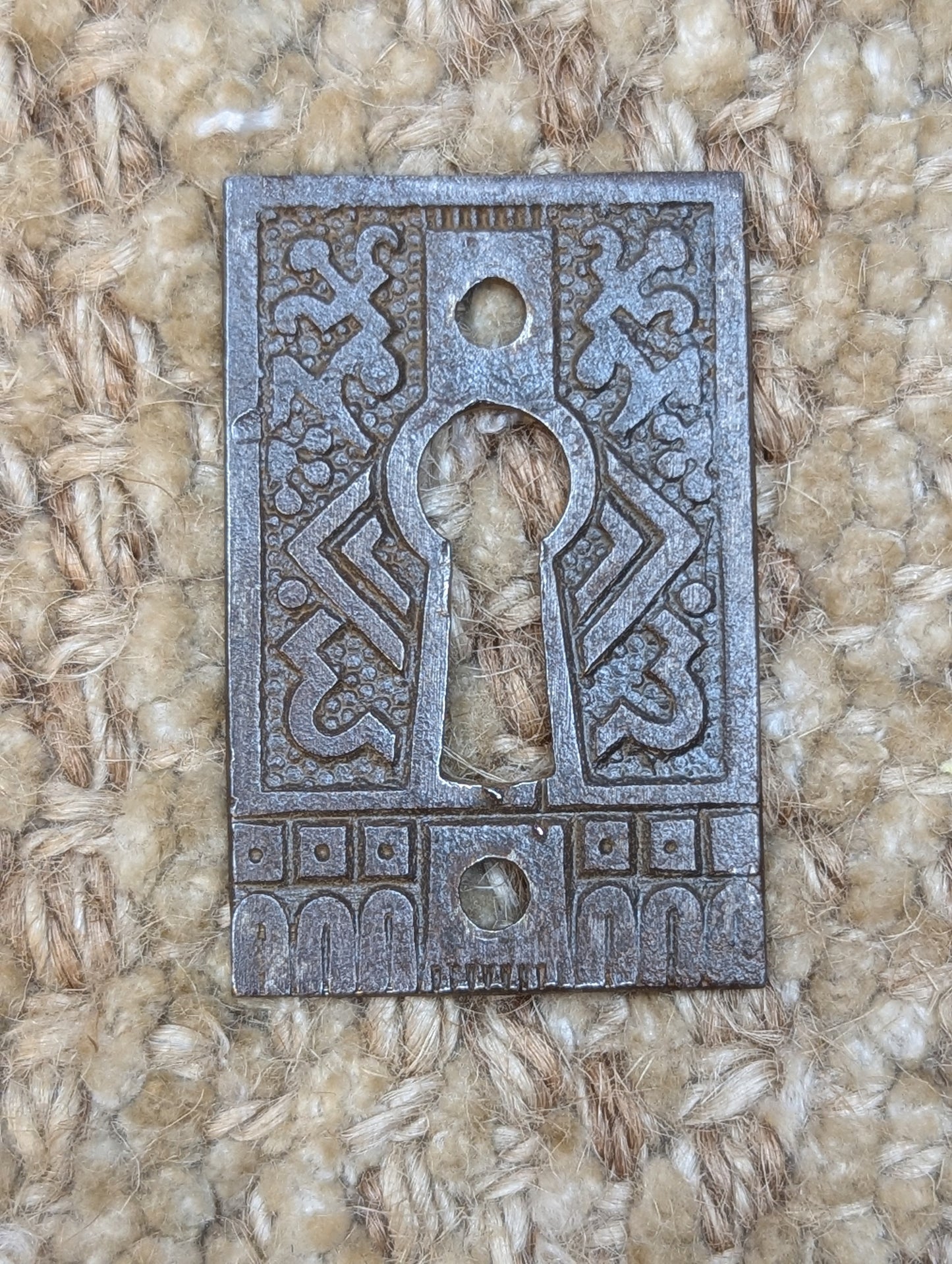 Antique Decorative Steel Key Hole Cover Escutcheon