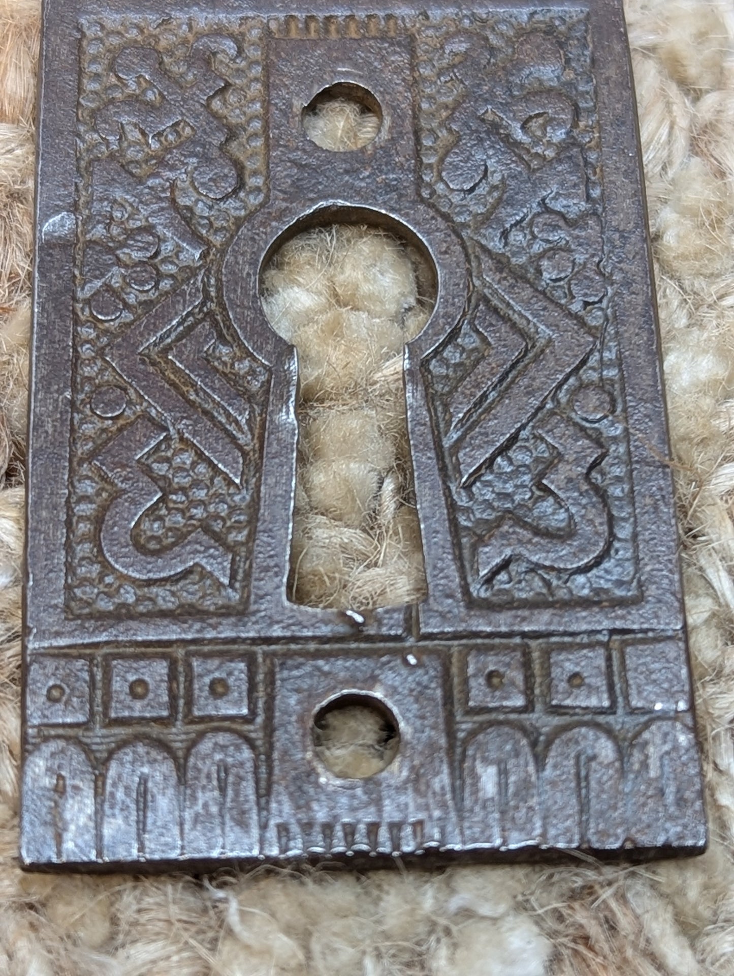 Antique Decorative Steel Key Hole Cover Escutcheon