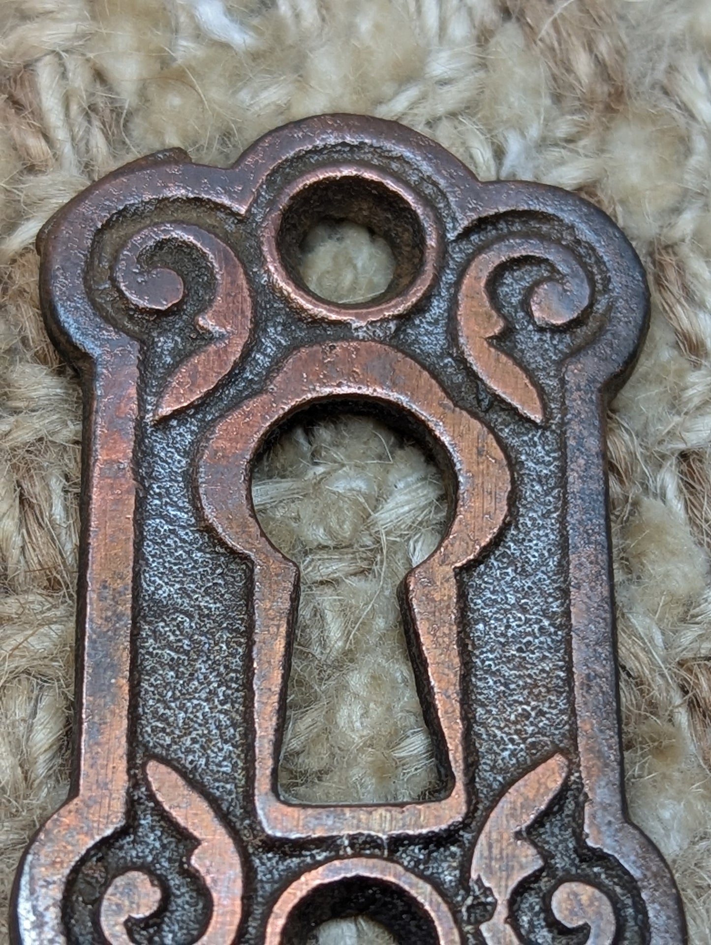 Antique Decorative Steel Key Hole Cover Escutcheon