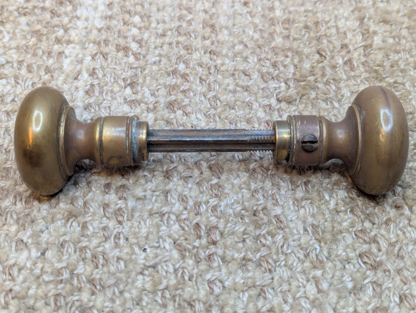 1 3/4" Antique Brass Door Knobs