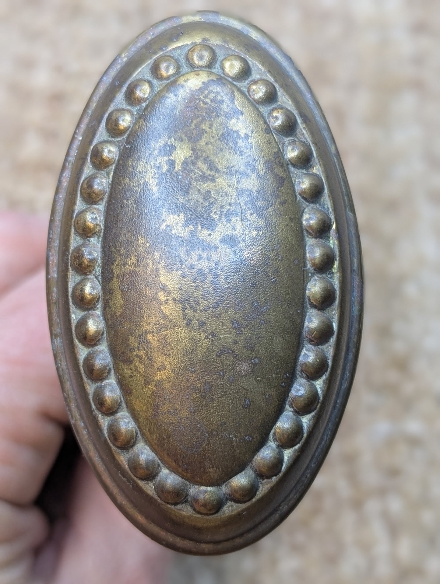 1 9/16 x 2 3/4" Antique Oval Decorative Brass Door Knobs
