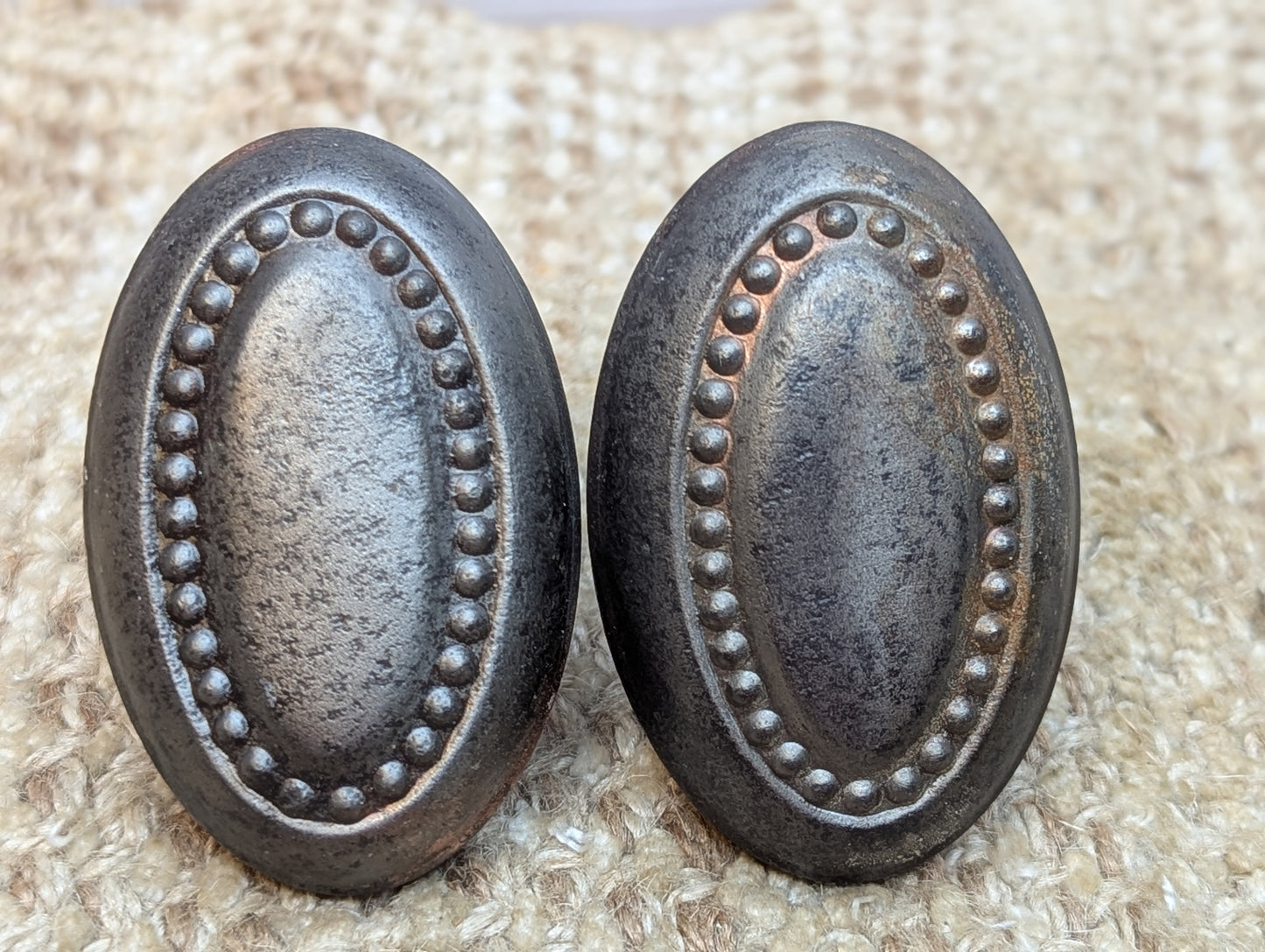 1 1/2 x 2 1/2" Antique Oval Decorative Steel Door Knobs