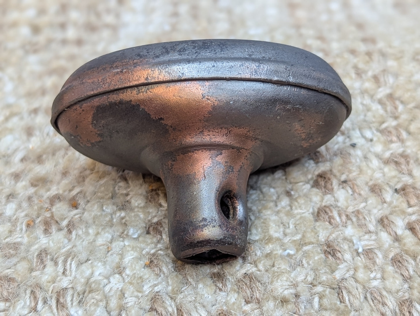 1 1/2 x 2 1/2" Antique Oval Decorative Steel Door Knobs