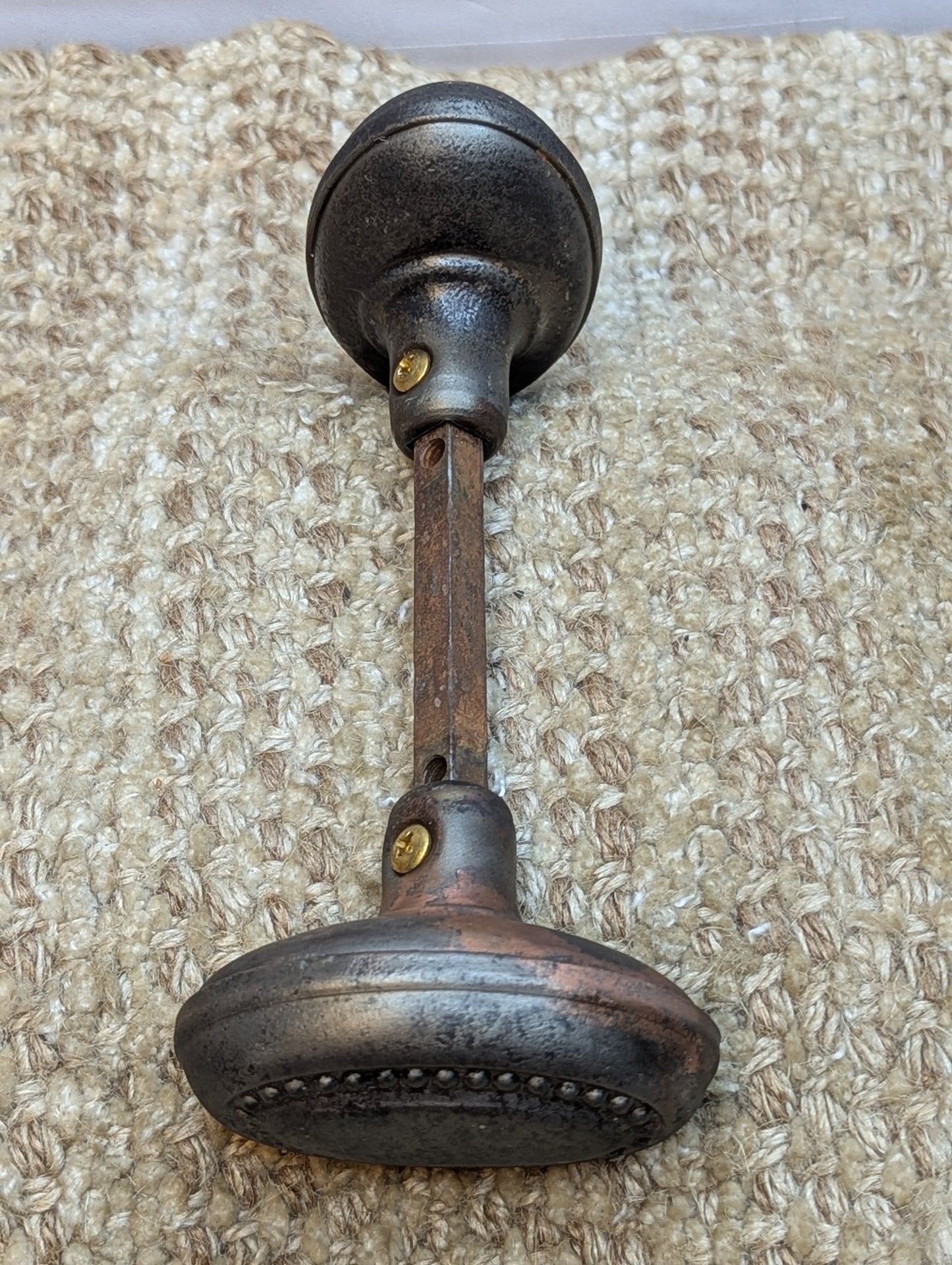 1 1/2 x 2 1/2" Antique Oval Decorative Steel Door Knobs
