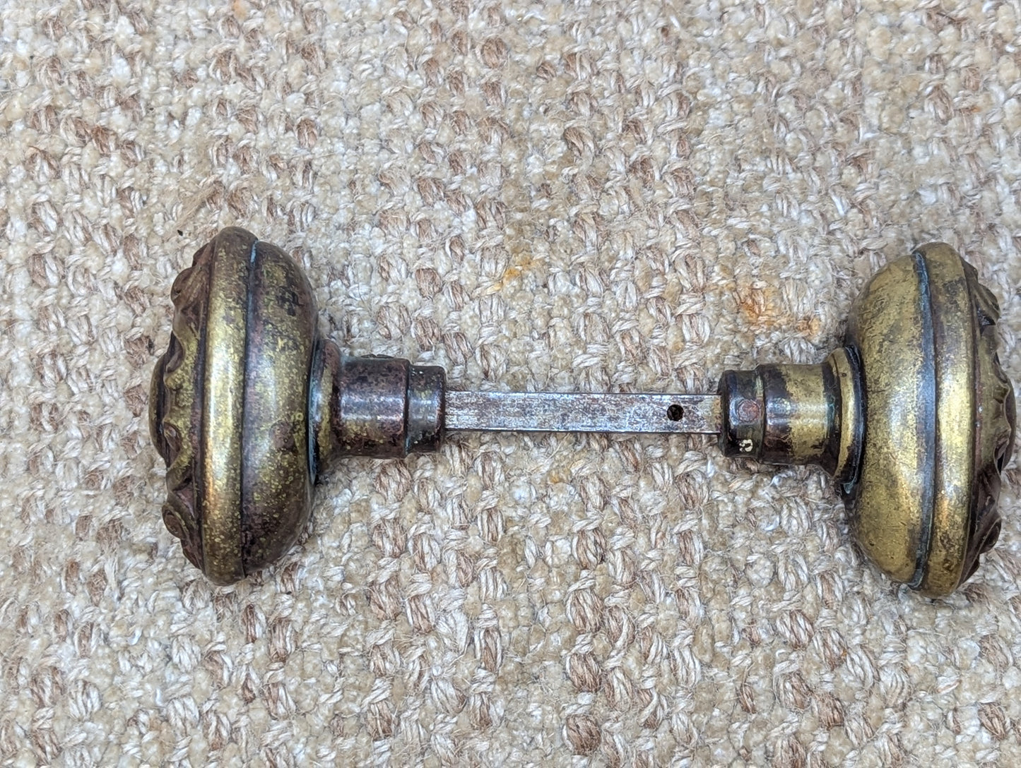 1 3/4 x 2 3/4" Antique Yale & Towne Meridian Oval Decorative Brass Door Knobs