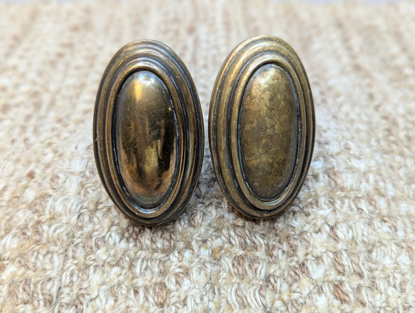 1 1/2 x 2 1/2" Antique Oval Decorative Brass Door Knob Set Door Hardware