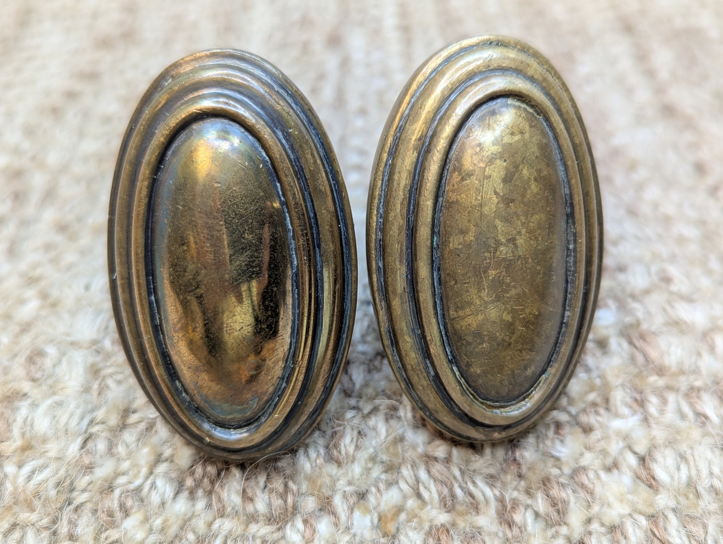 1 1/2 x 2 1/2" Antique Oval Decorative Brass Door Knob Set Door Hardware