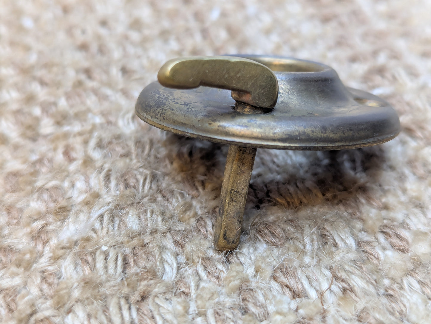 2" Antique Brass Plated Steel Rosette Escutcheon For Door Knob Door Hardware With Thumb Lock