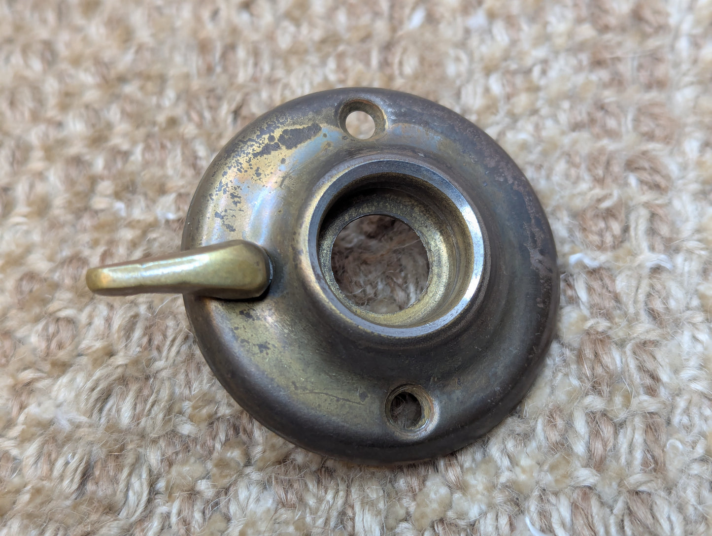 2" Antique Brass Plated Steel Rosette Escutcheon For Door Knob Door Hardware With Thumb Lock