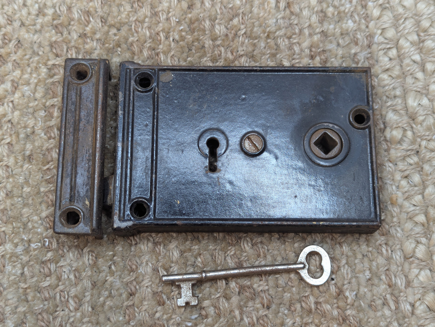 Antique Interior Box Lock Rim Lock Door Hardware With Keeper and Key