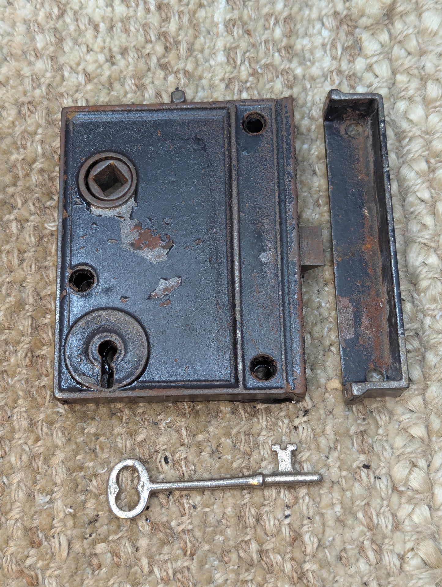 Antique Interior Box Lock Rim Lock Door Hardware With Keeper and Key