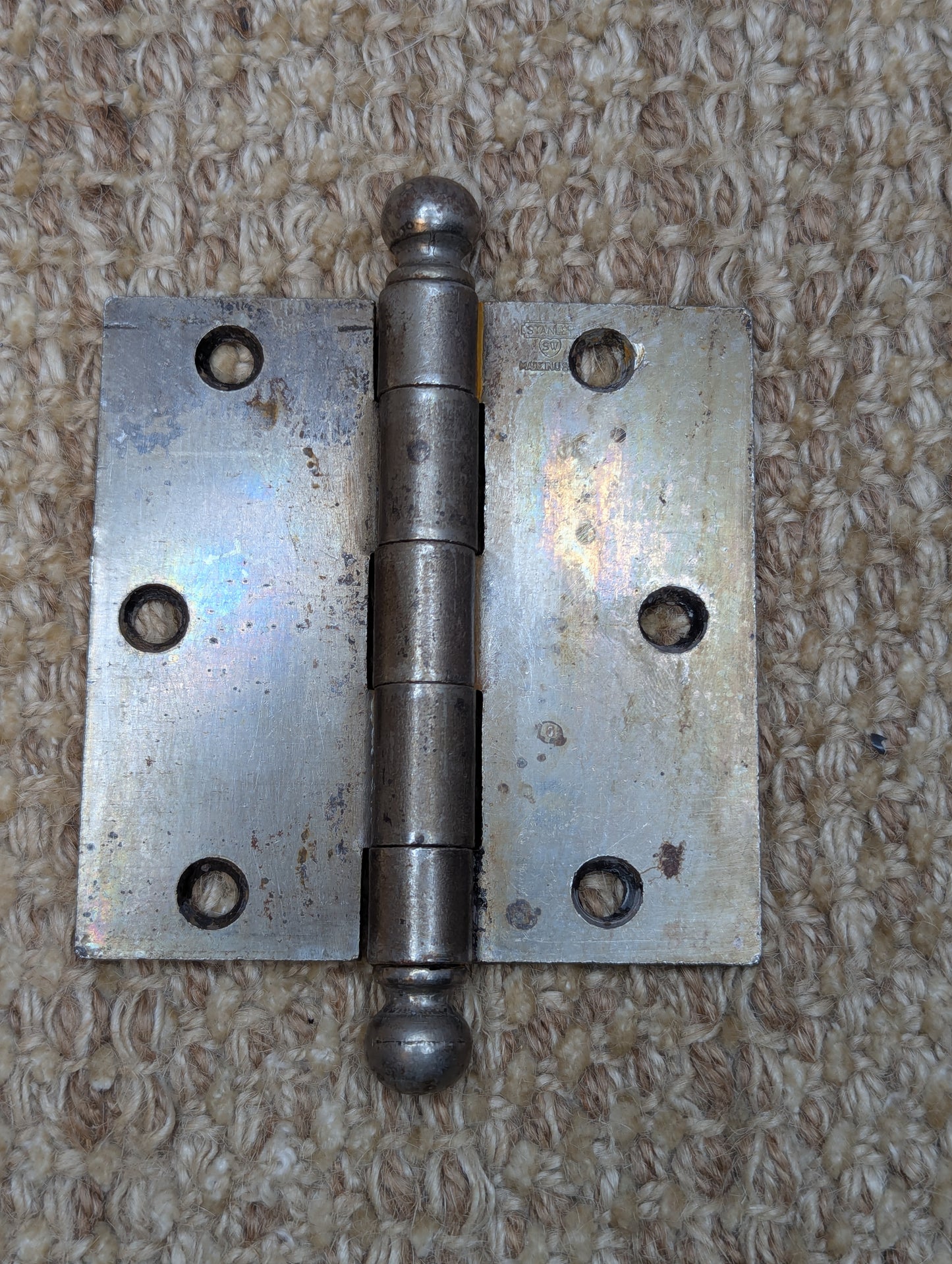 3 1/2" x 3 1/2" Antique Stanley Ball Tip Door Hinge