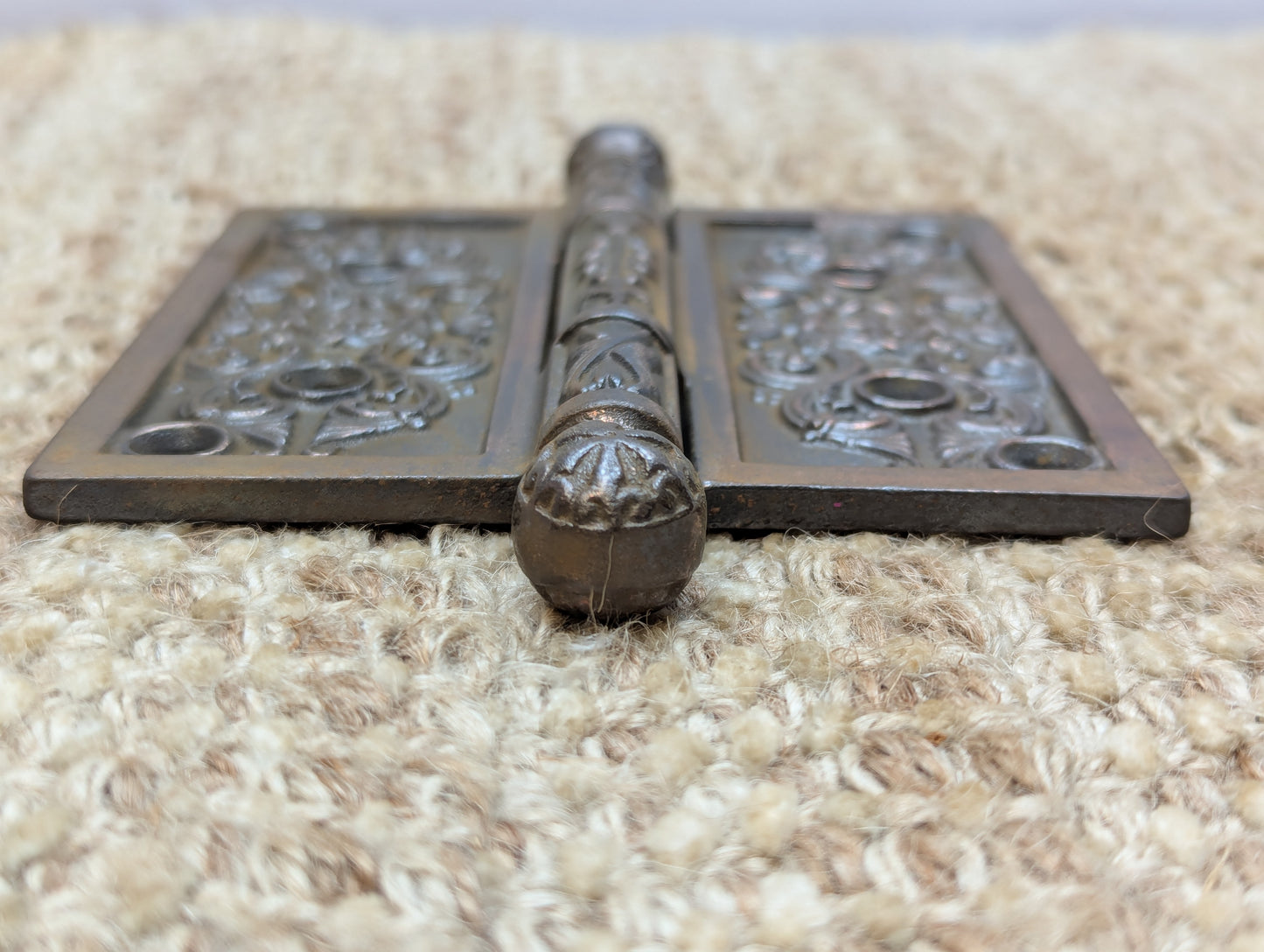 4" x 4" Russell & Erwin "Arabian" Antique Cast Iron Ball Tip Hinge Circa 1897