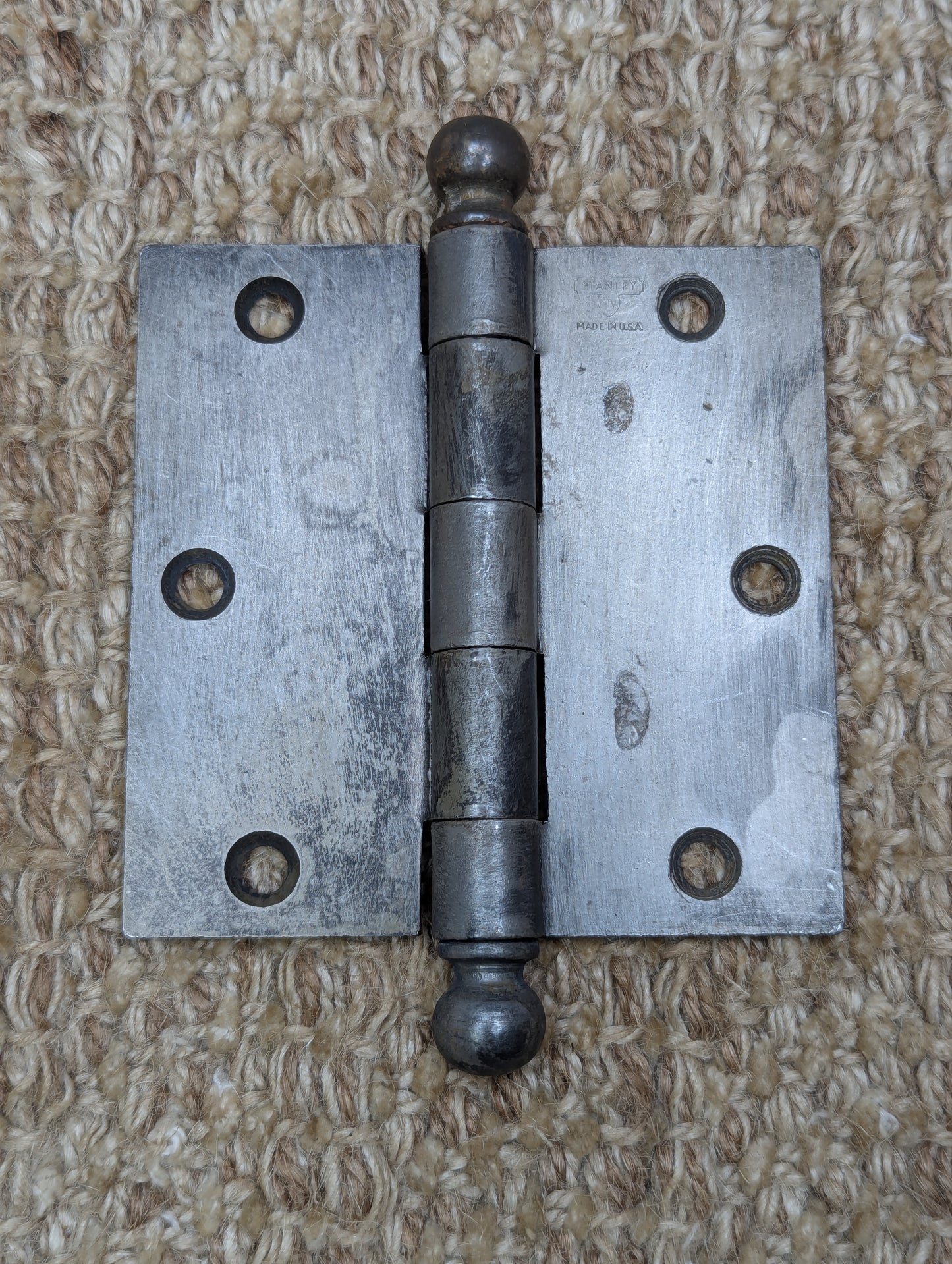 3 1/2" x 3 1/2" Antique Stanley Ball Tip Door Hinge