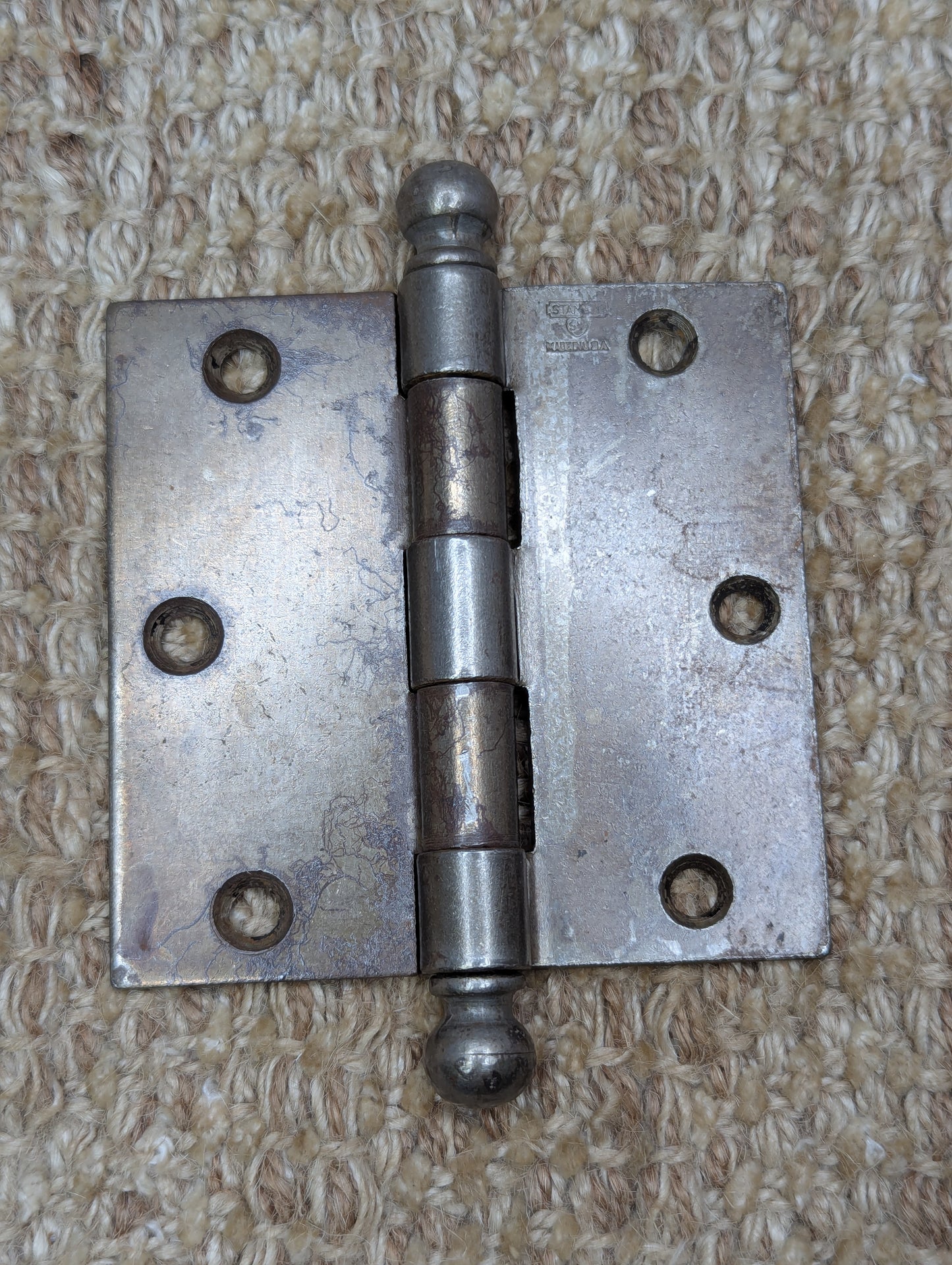 3 1/2" x 3 1/2" Antique Stanley Ball Tip Door Hinge