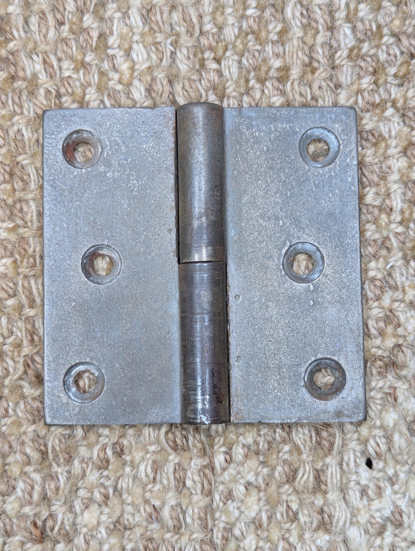 3 1/2" x 3 1/2" Antique Cast Iron Left Lift Off Hinge
