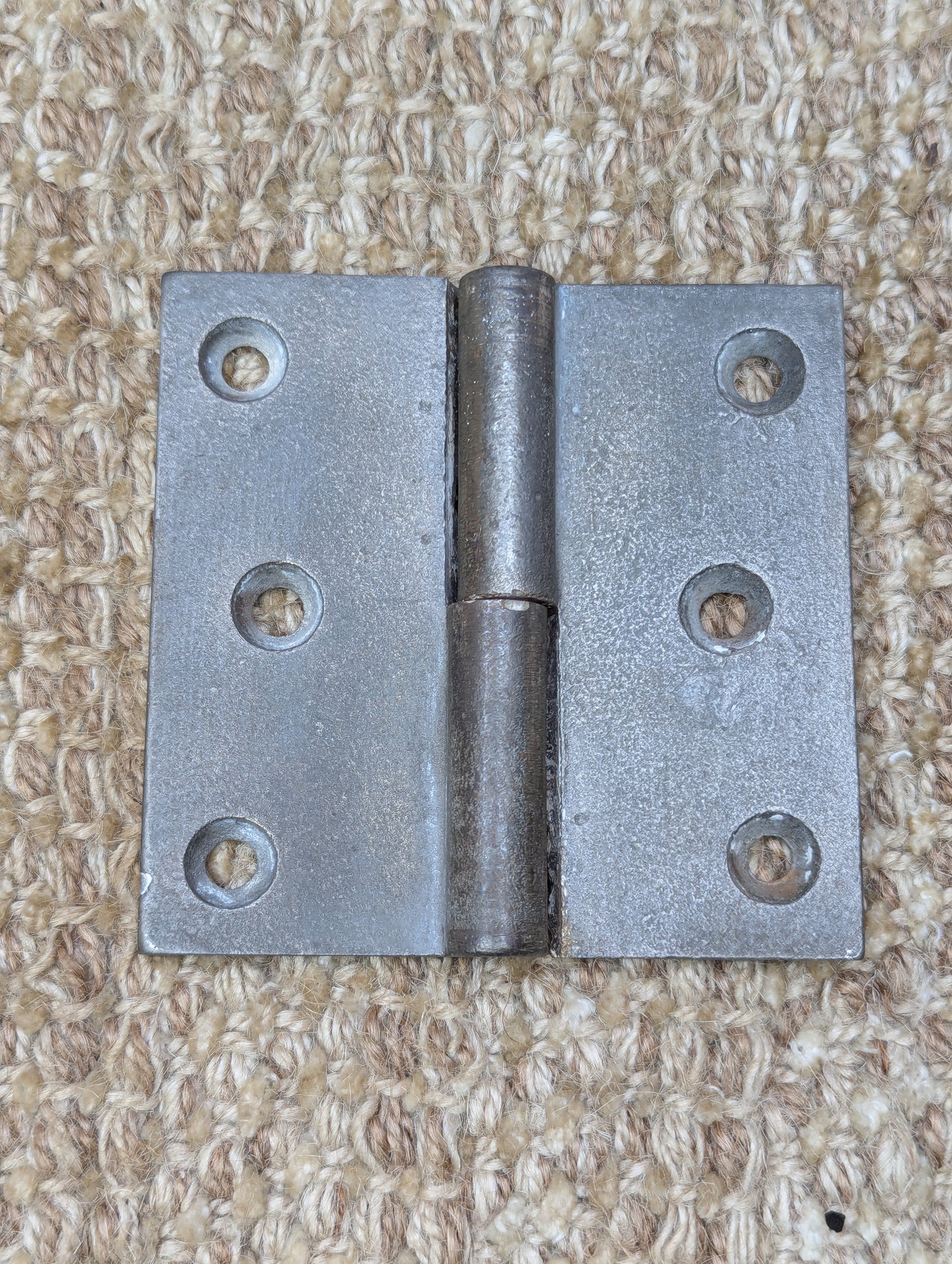 3 1/2" x 3 1/2" Antique Cast Iron Left Lift Off Hinge