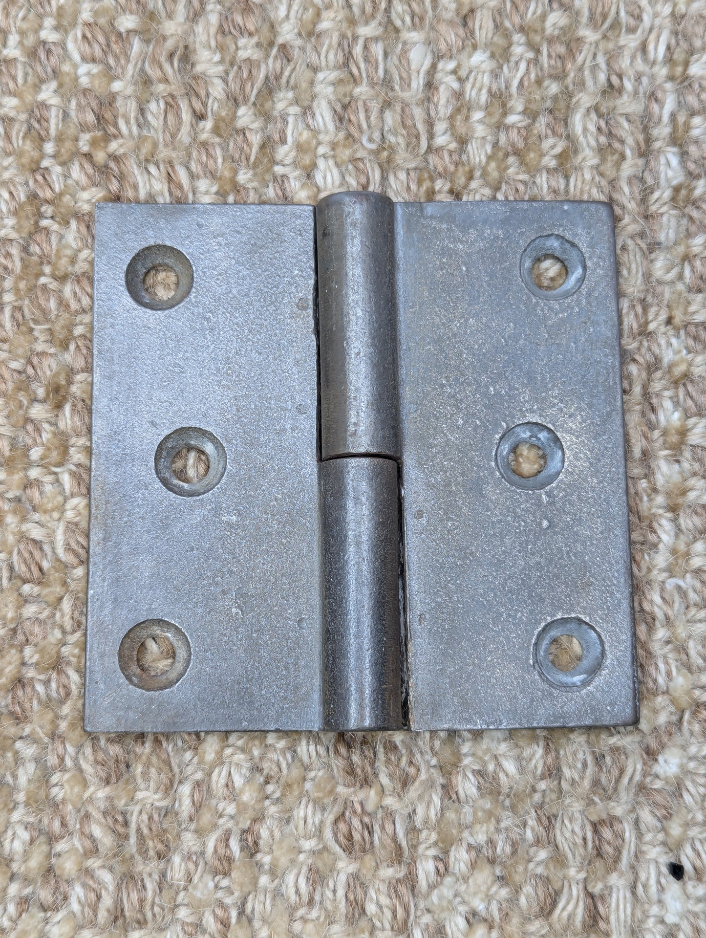 3 1/2" x 3 1/2" Antique Cast Iron Left Lift Off Hinge