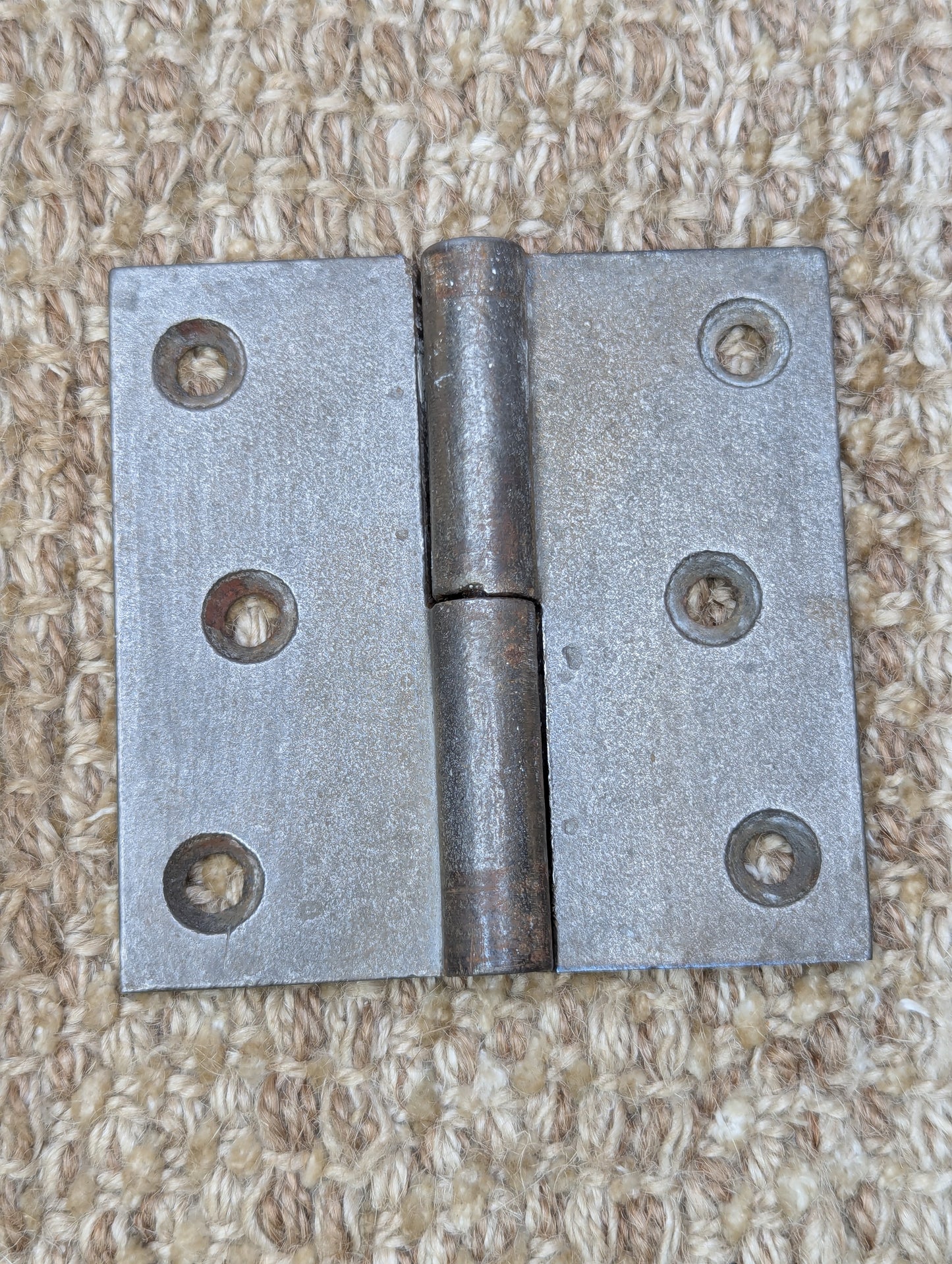 3 1/2" x 3 1/2" Antique Cast Iron Left Lift Off Hinge