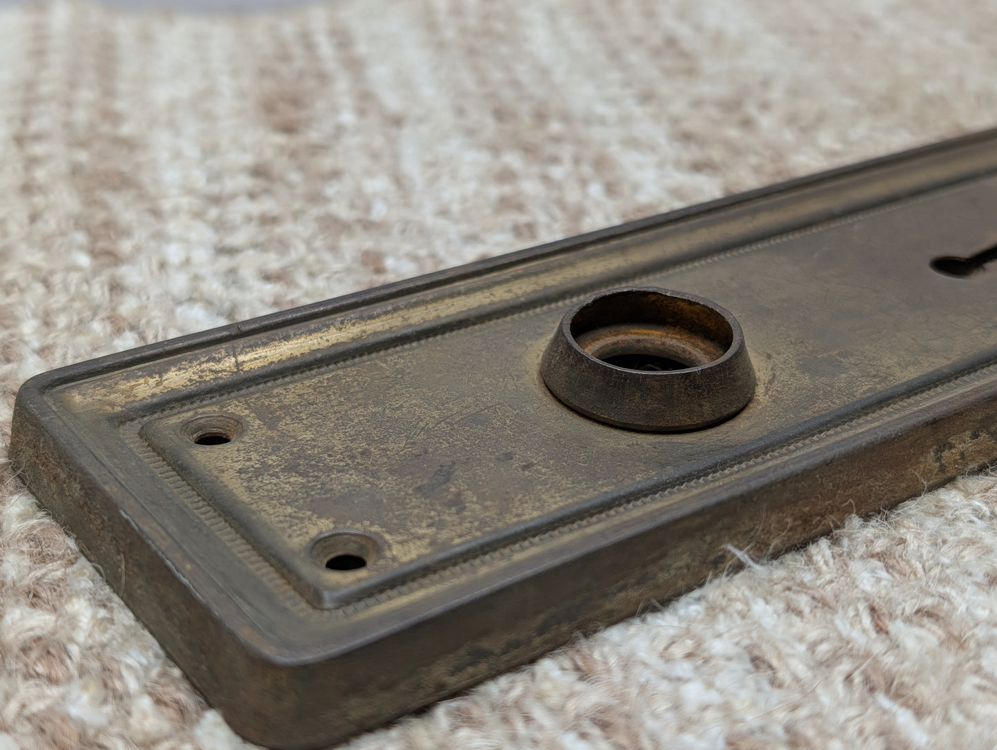 2 9/16" x 7 3/4" Antique Brass Plated Stamped Steel Door Knob Plate