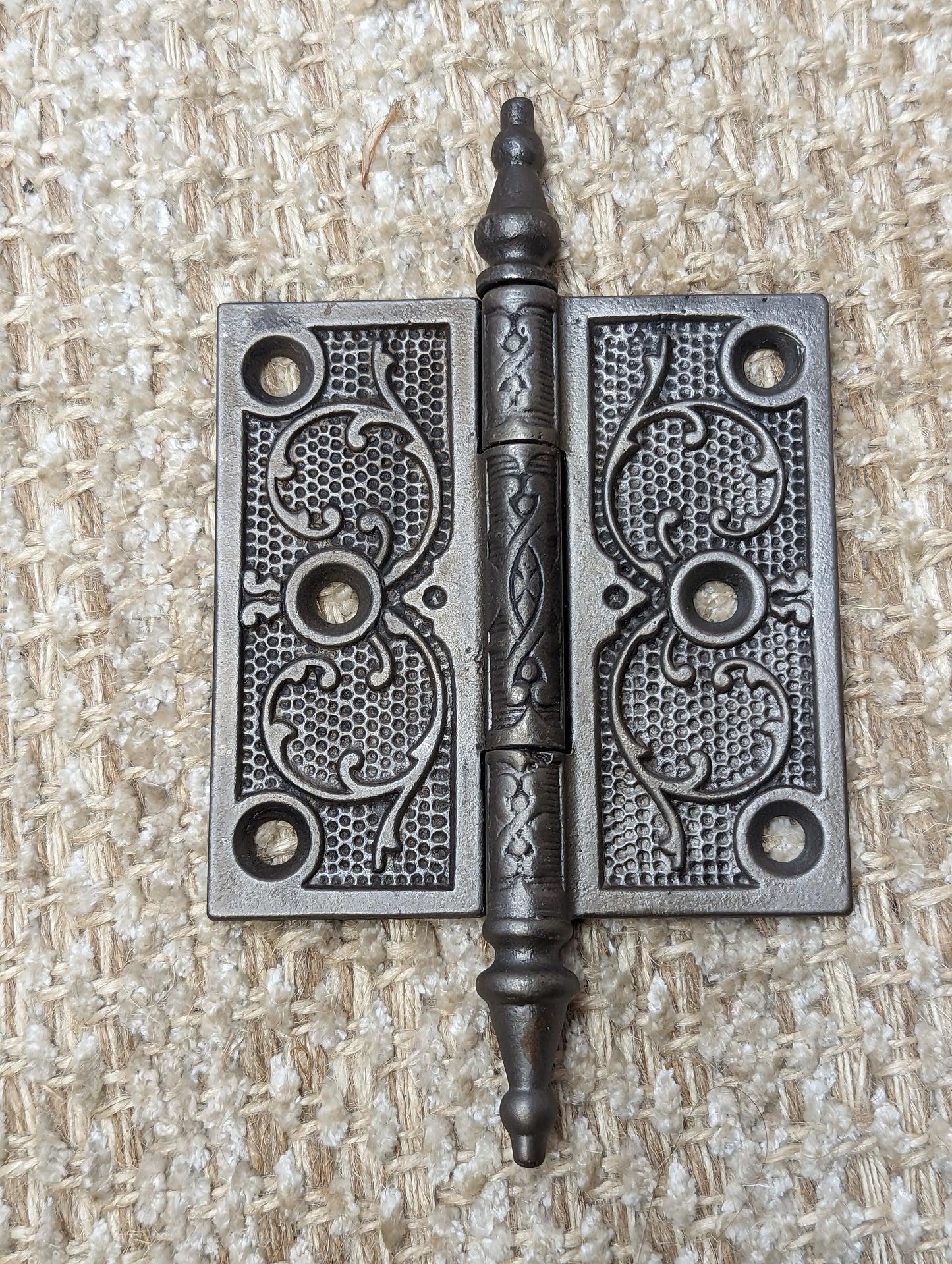 3 1/2" x 3 1/2" Antique Ornate Cast Iron Steeple Hinge