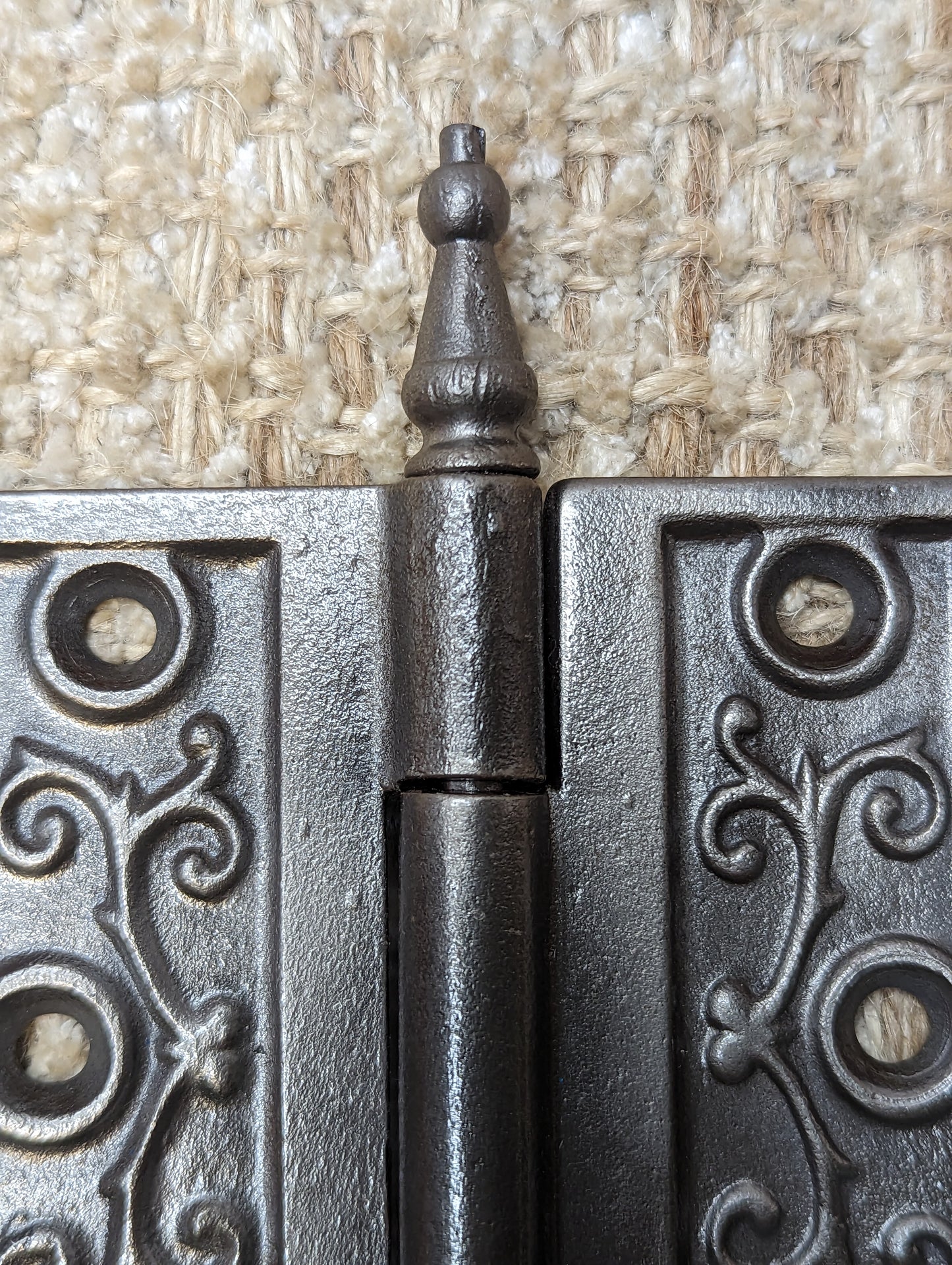 3 1/2" x 3 1/2" Antique Ornate Cast Iron Steeple Hinge