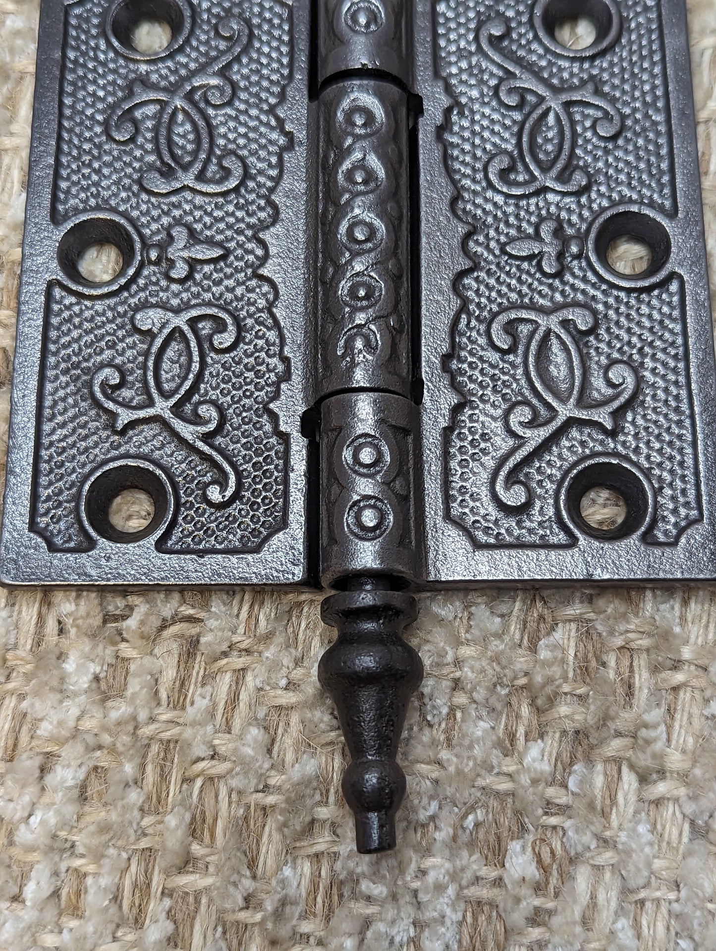 3 1/2" x 3 1/2" Antique Ornate Cast Iron Steeple Hinge