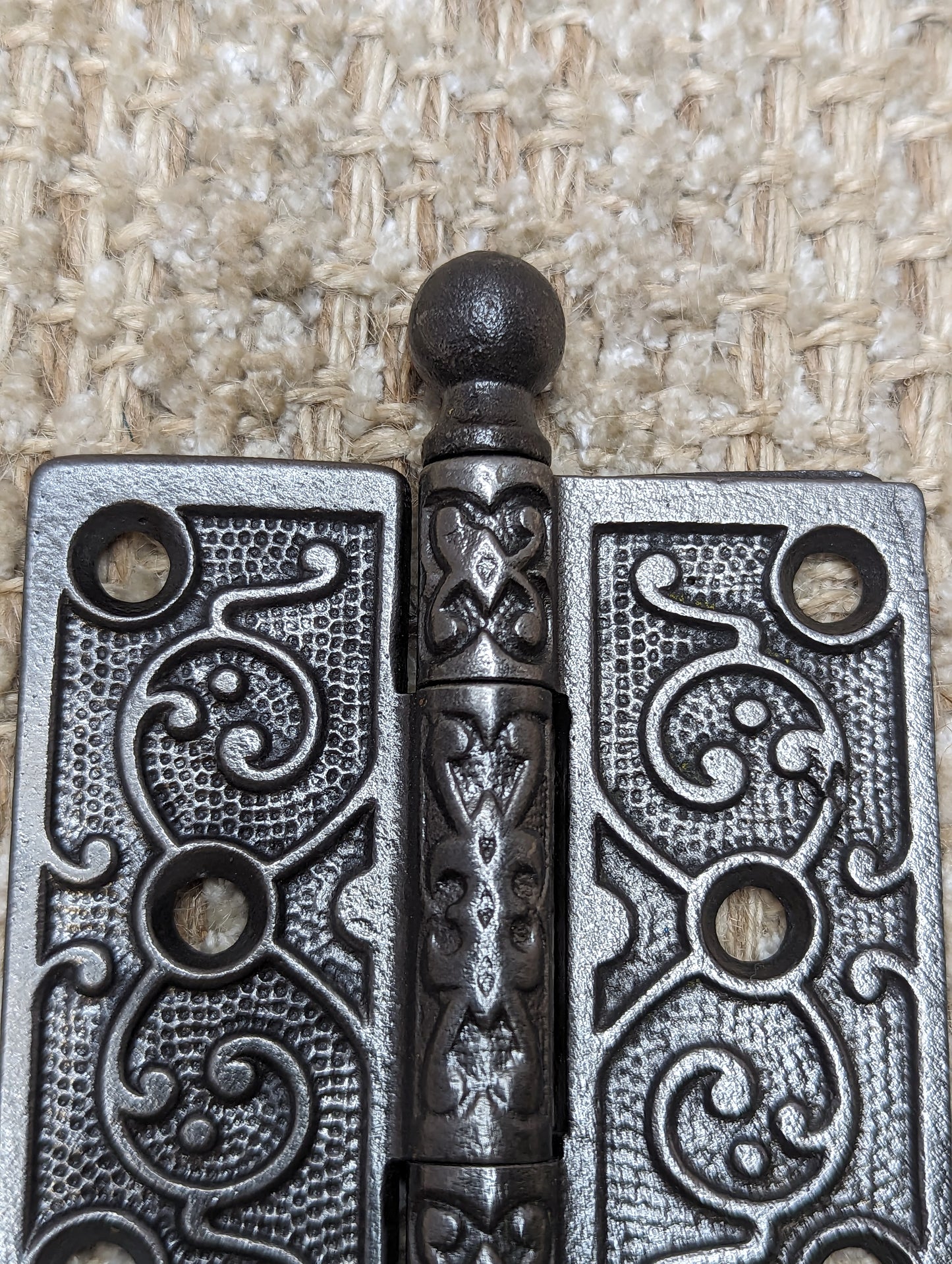 3" x 3" Antique Ornate Cast Iron Ball Tip Hinge