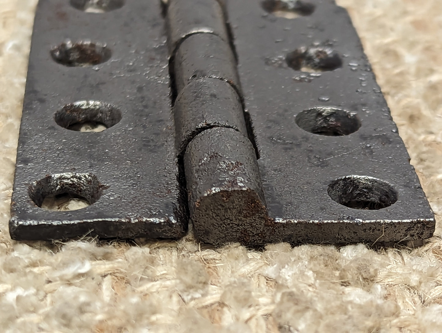 2 1/4" x 3 3/4" Antique Cast Iron Butt Hinge