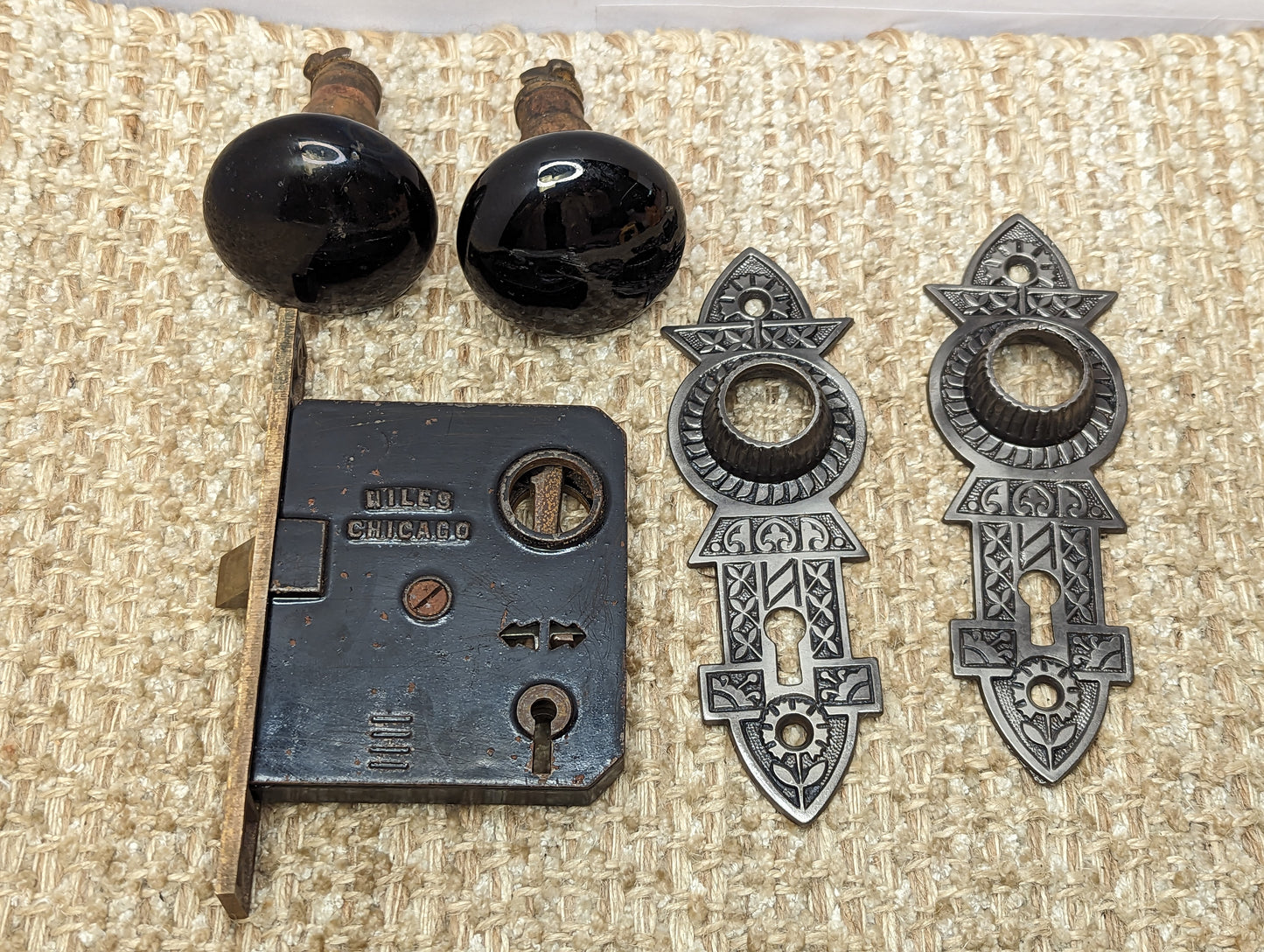 Antique Niles Chicago Mortise Lock, Door Knobs & Door Plates Complete Set