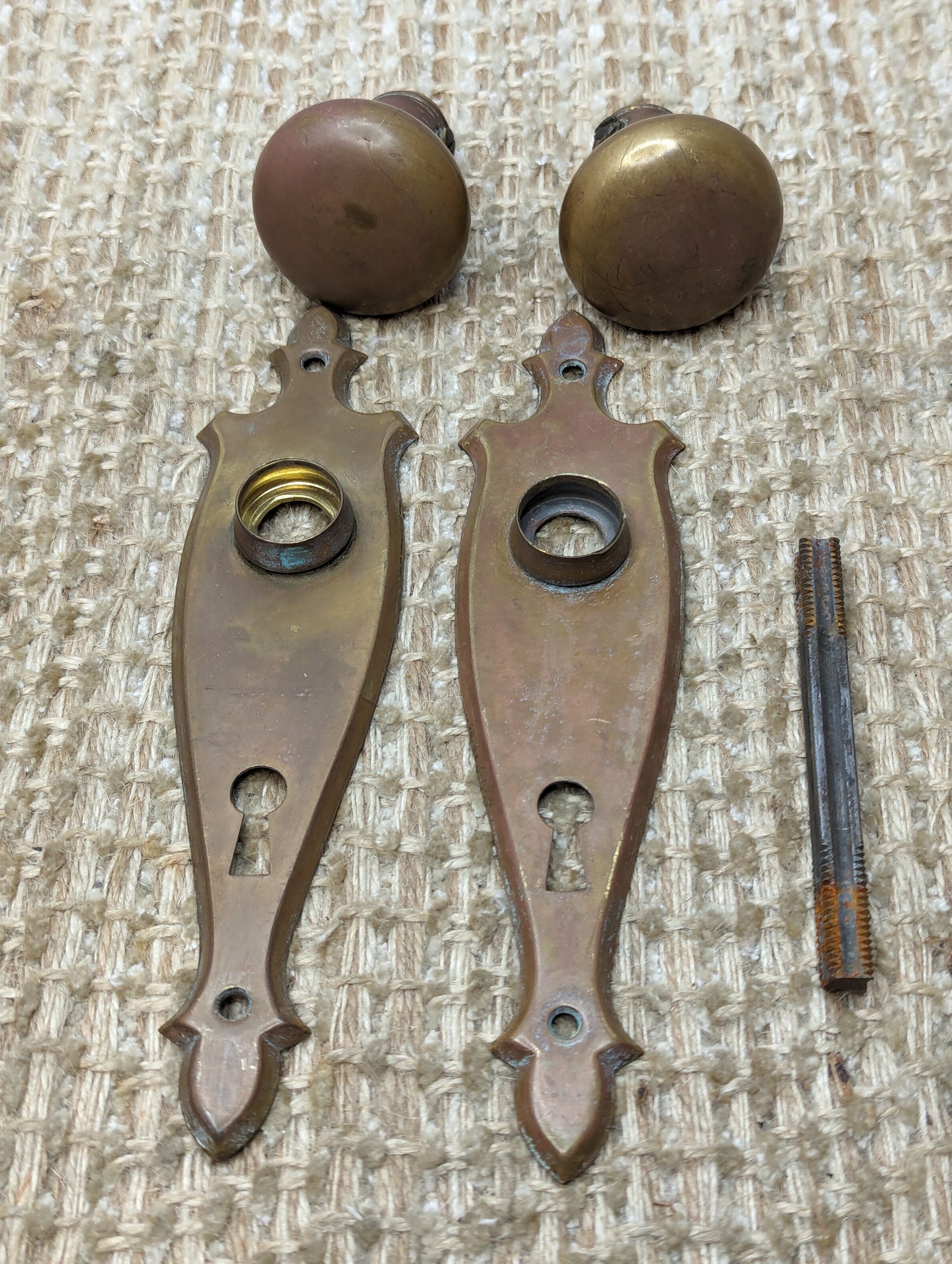 Antique Stamped Brass Door Knobs and Door Plates Set With Latch