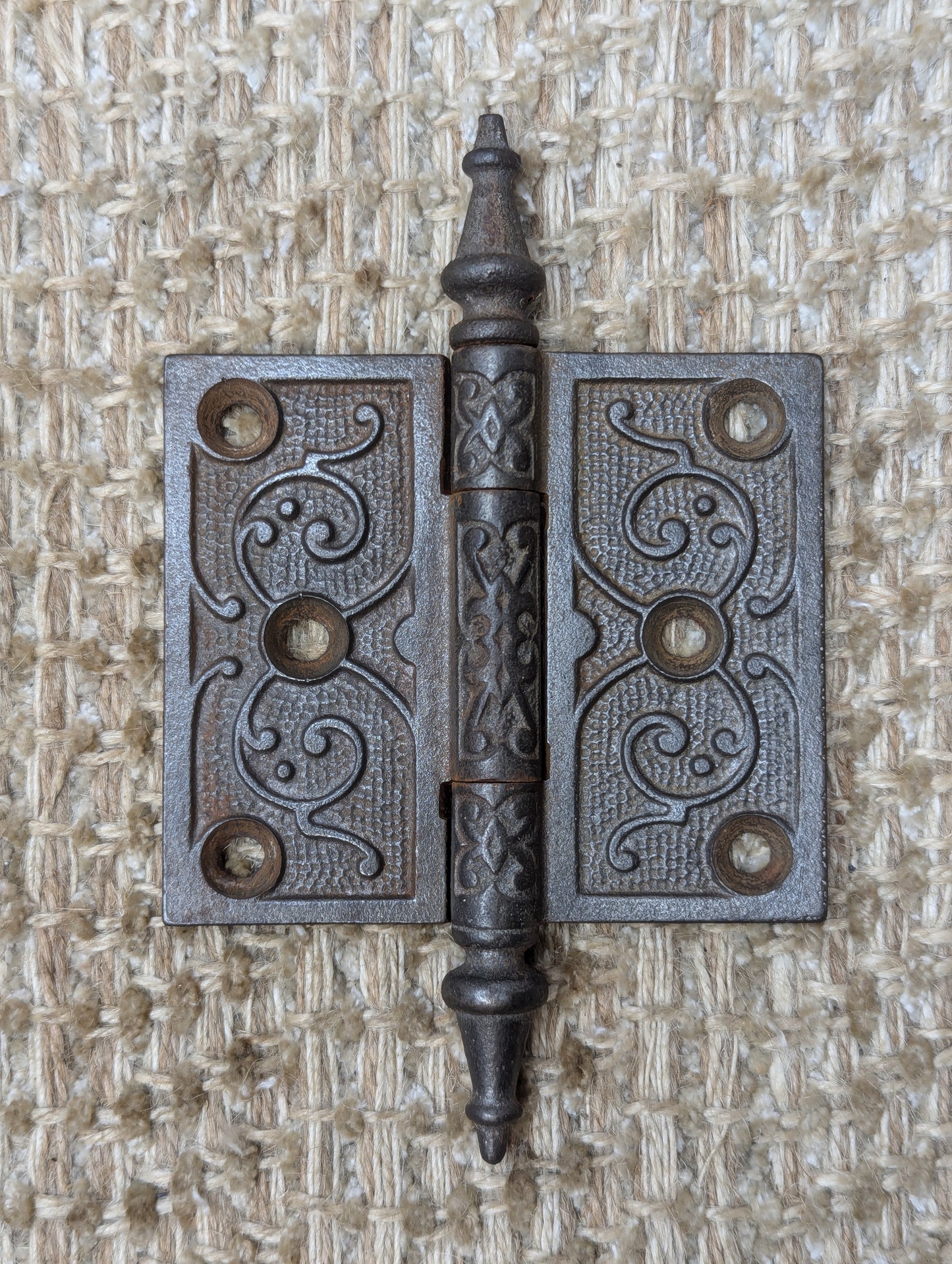 3 1/2" x 3" Antique Decorative Cast Iron Steeple Tip Hinge