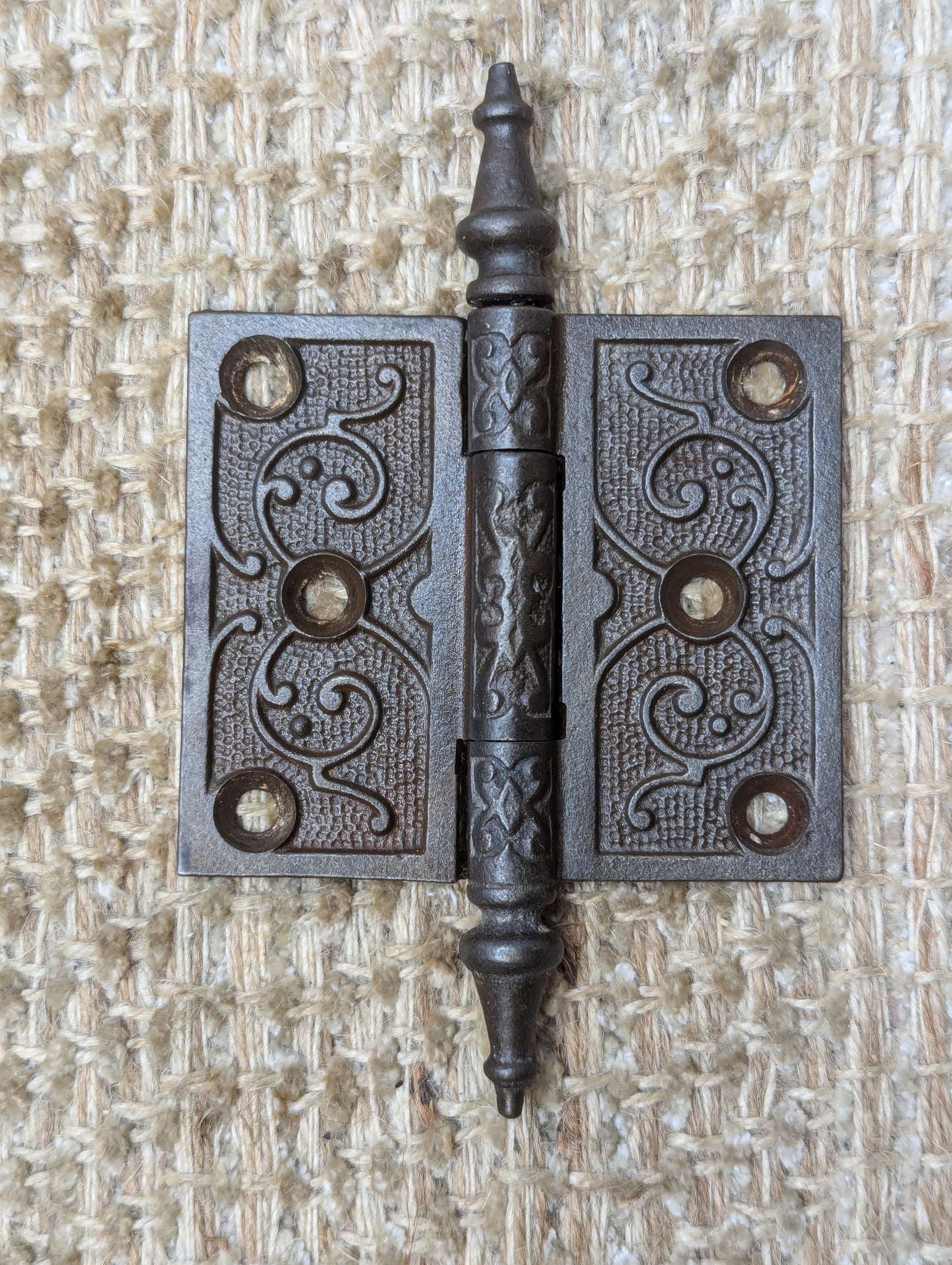 3 1/2" x 3" Antique Decorative Cast Iron Steeple Tip Hinge