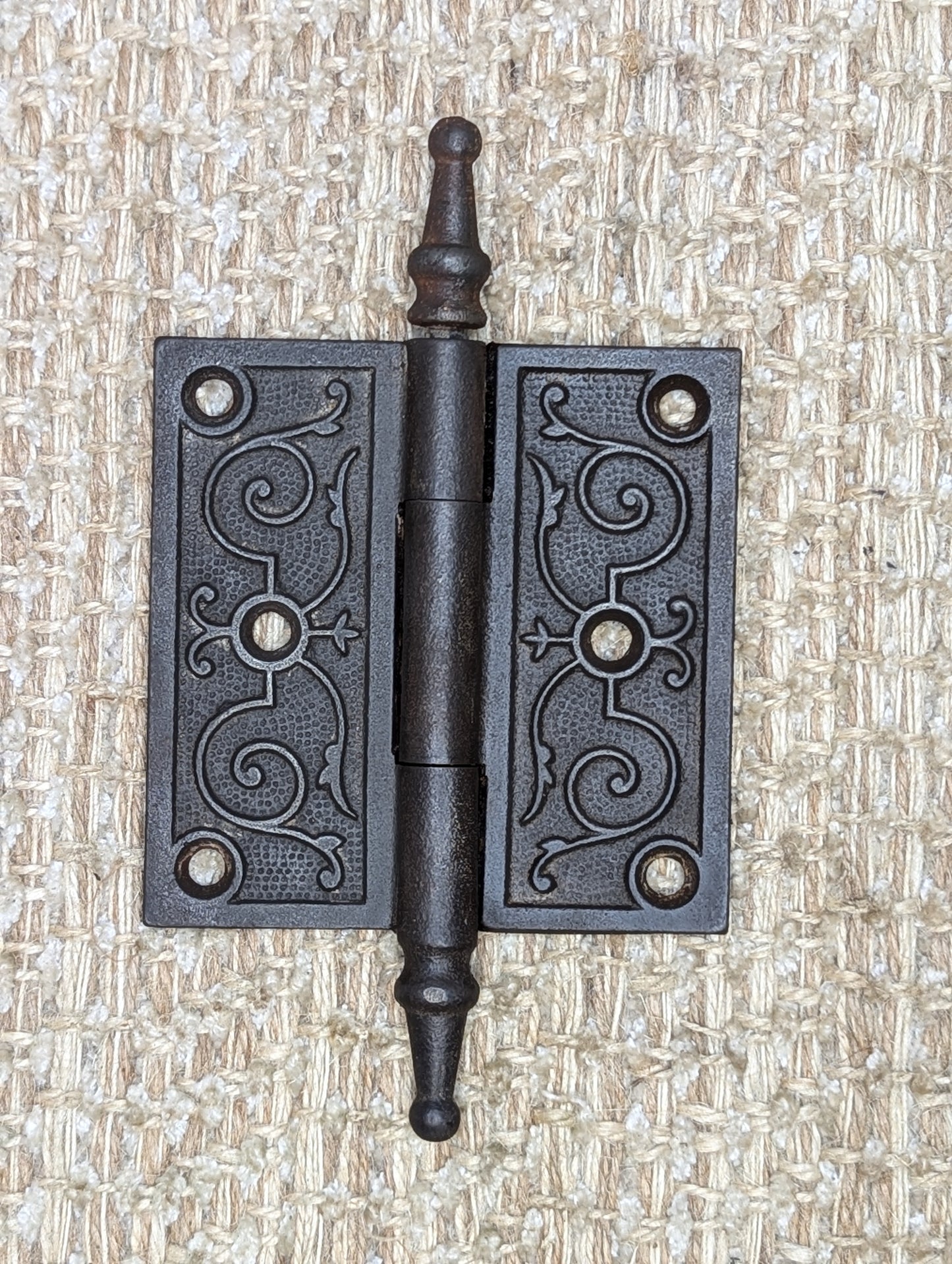 3 1/2" x 3 1/2" Antique Decorative Cast Iron Steeple Tip Hinge