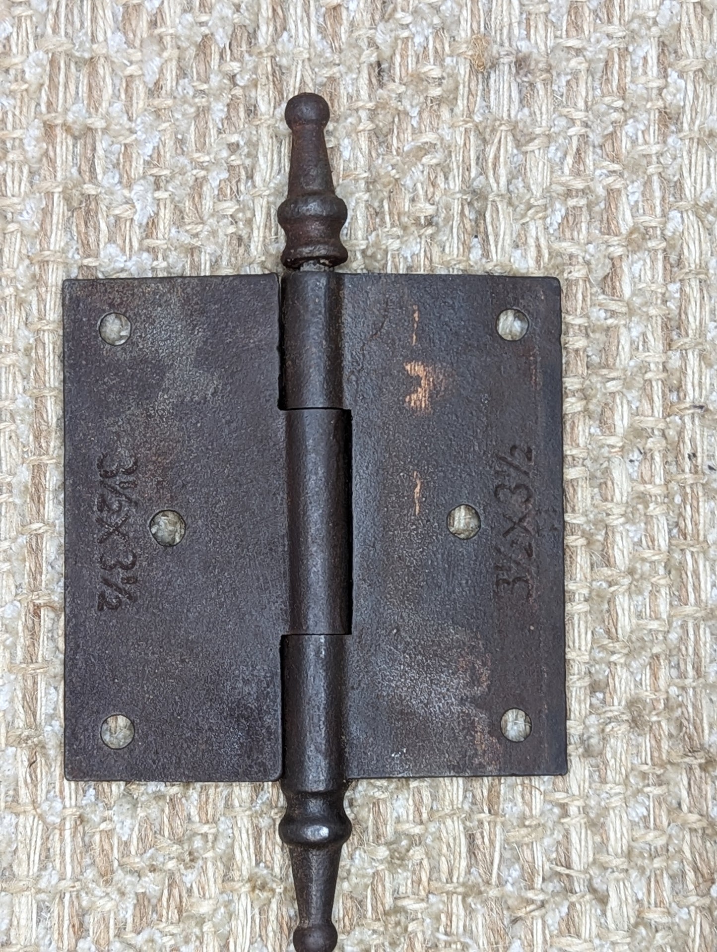 3 1/2" x 3 1/2" Antique Decorative Cast Iron Steeple Tip Hinge