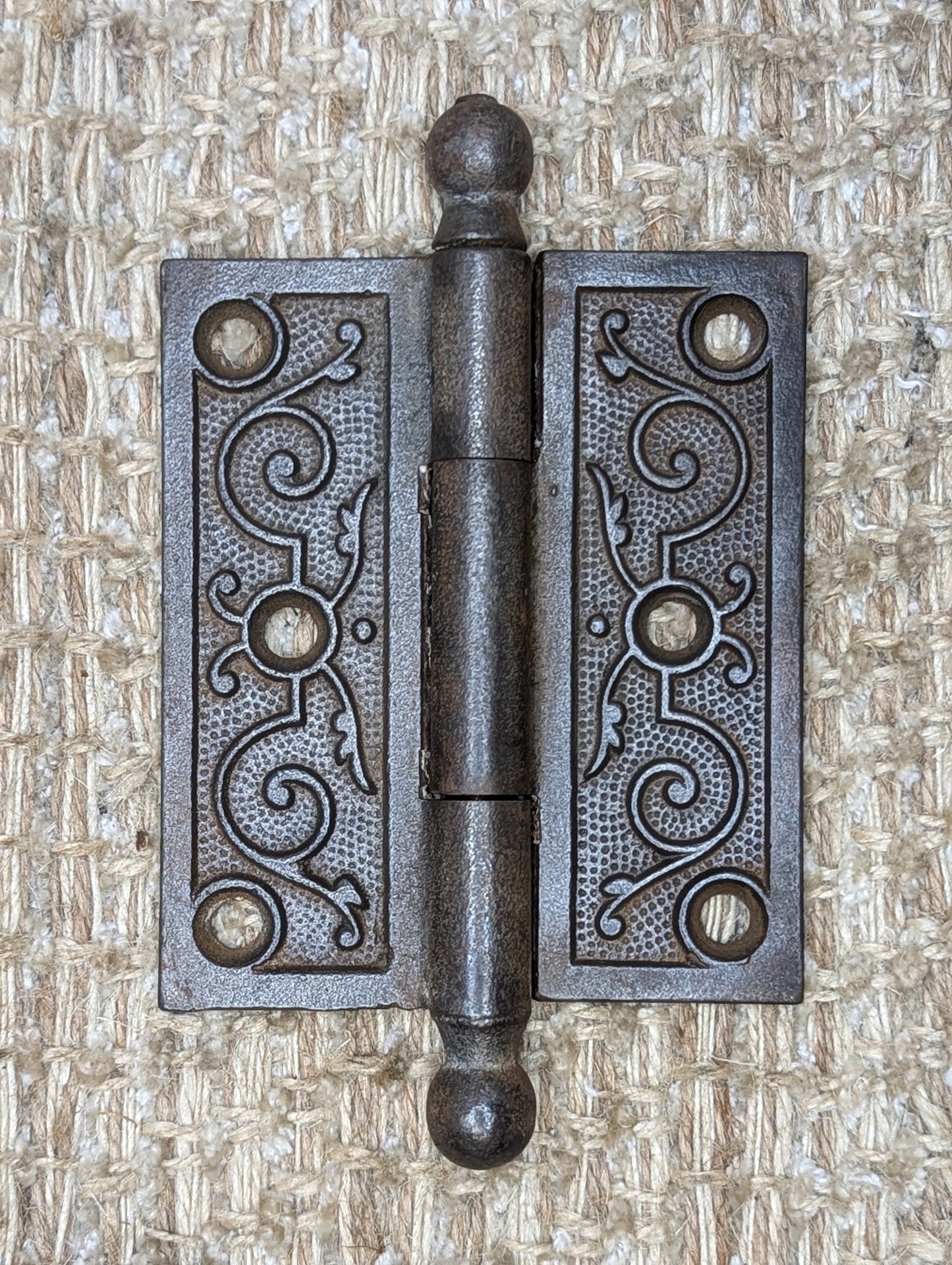 3" x 3 1/2" Antique Decorative Cast Iron Ball Tip Hinge