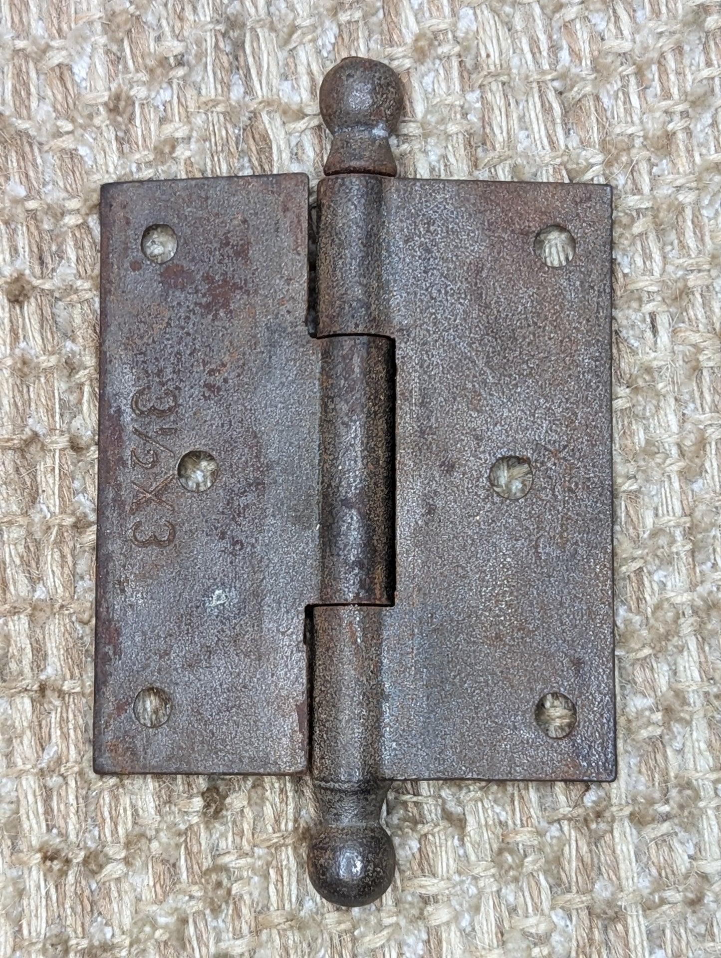 3" x 3 1/2" Antique Decorative Cast Iron Ball Tip Hinge