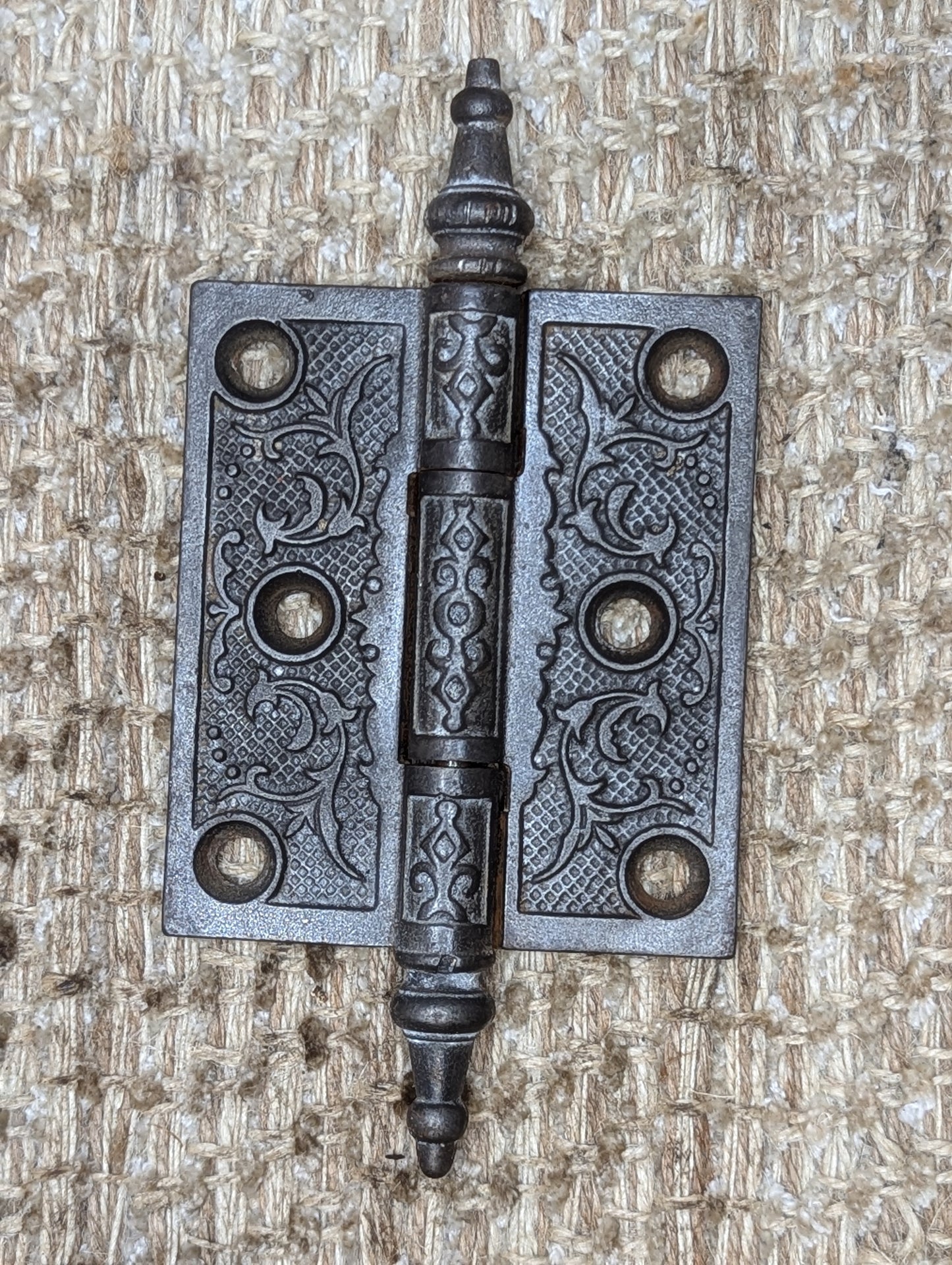 3" x 3 1/2" Antique Decorative Cast Iron Steeple Tip Hinge