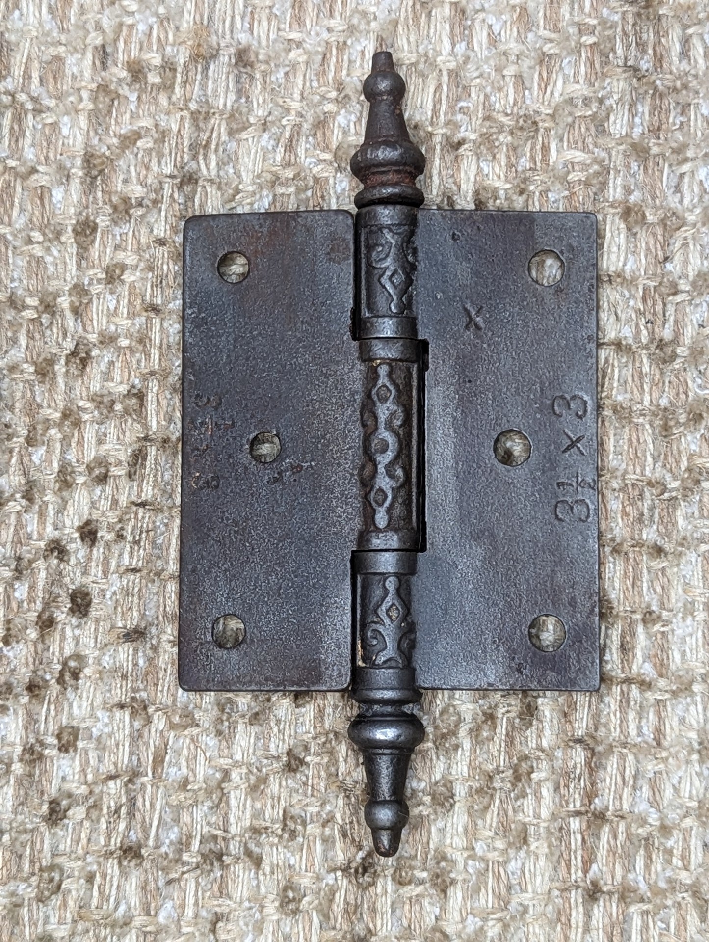 3" x 3 1/2" Antique Decorative Cast Iron Steeple Tip Hinge