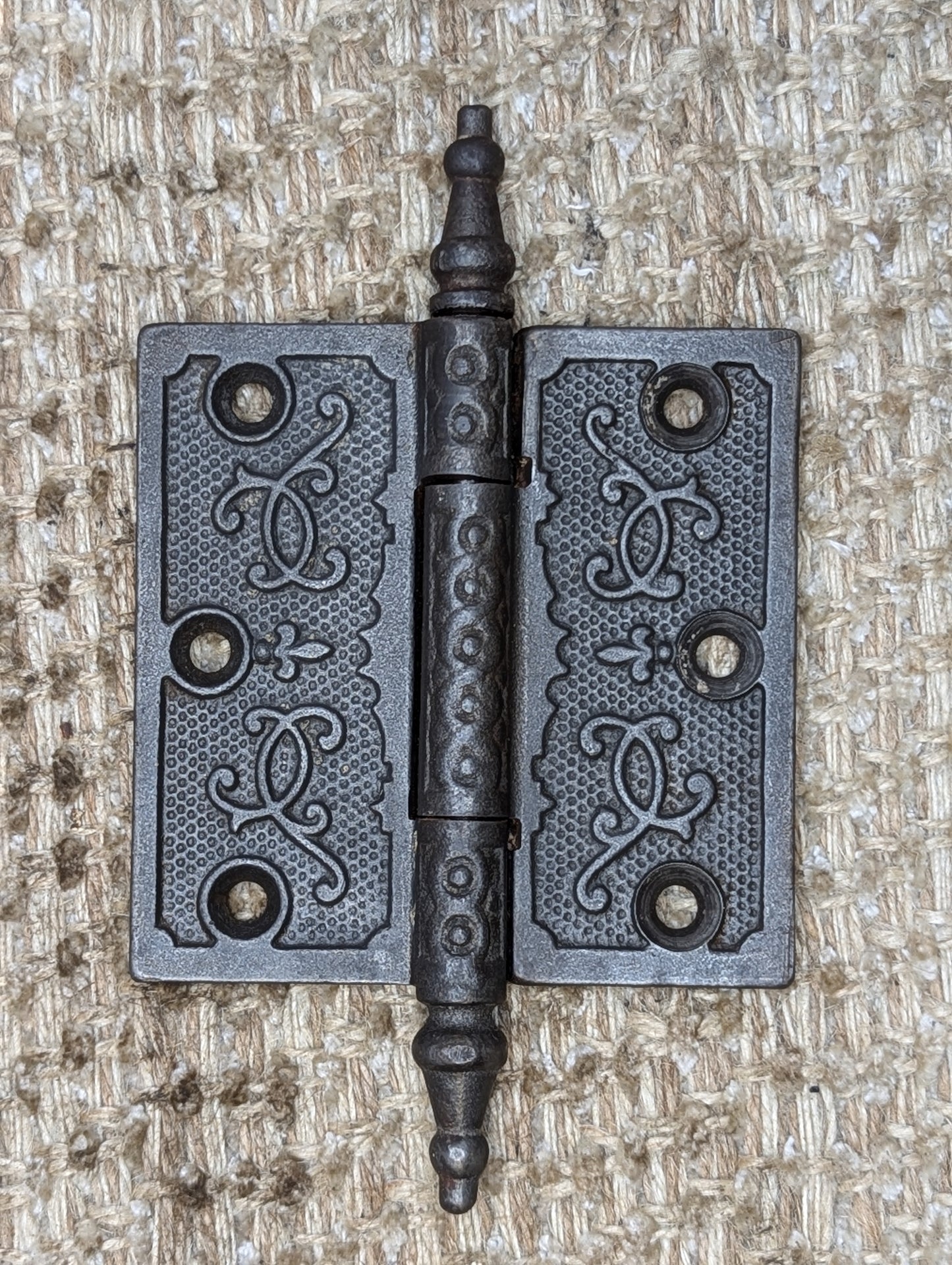 3 1/2" x 3 1/2" Antique Decorative Cast Iron Steeple Tip Hinge