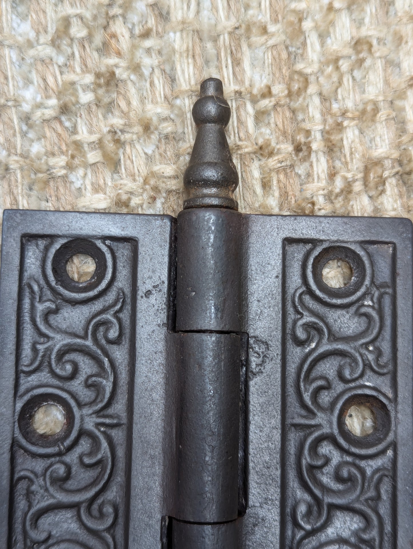 3" x 3" Antique Decorative Cast Iron Steeple Tip Hinge