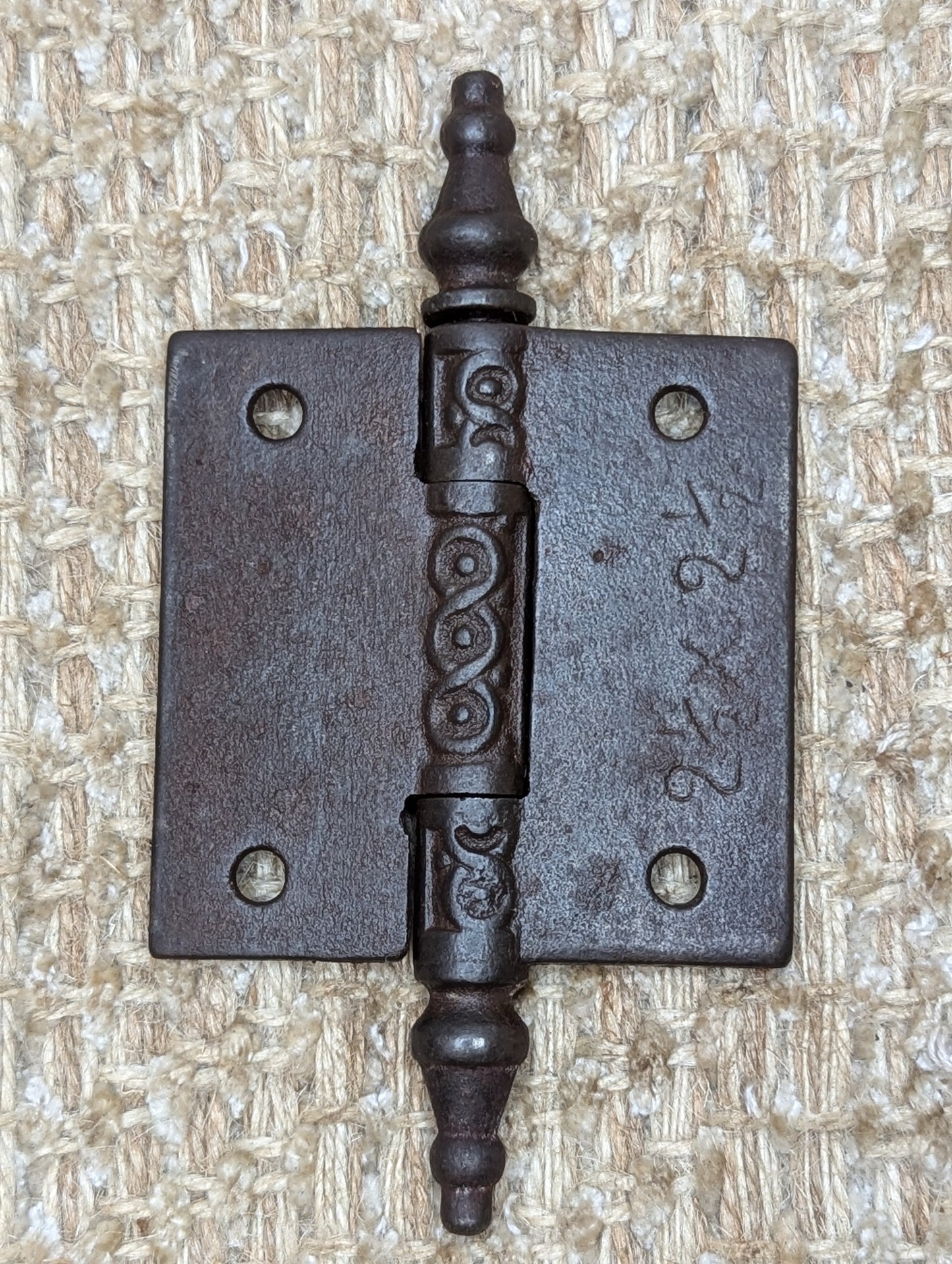 2 1/2" x 2 1/2" Antique Decorative Cast Iron Steeple Tip Hinge